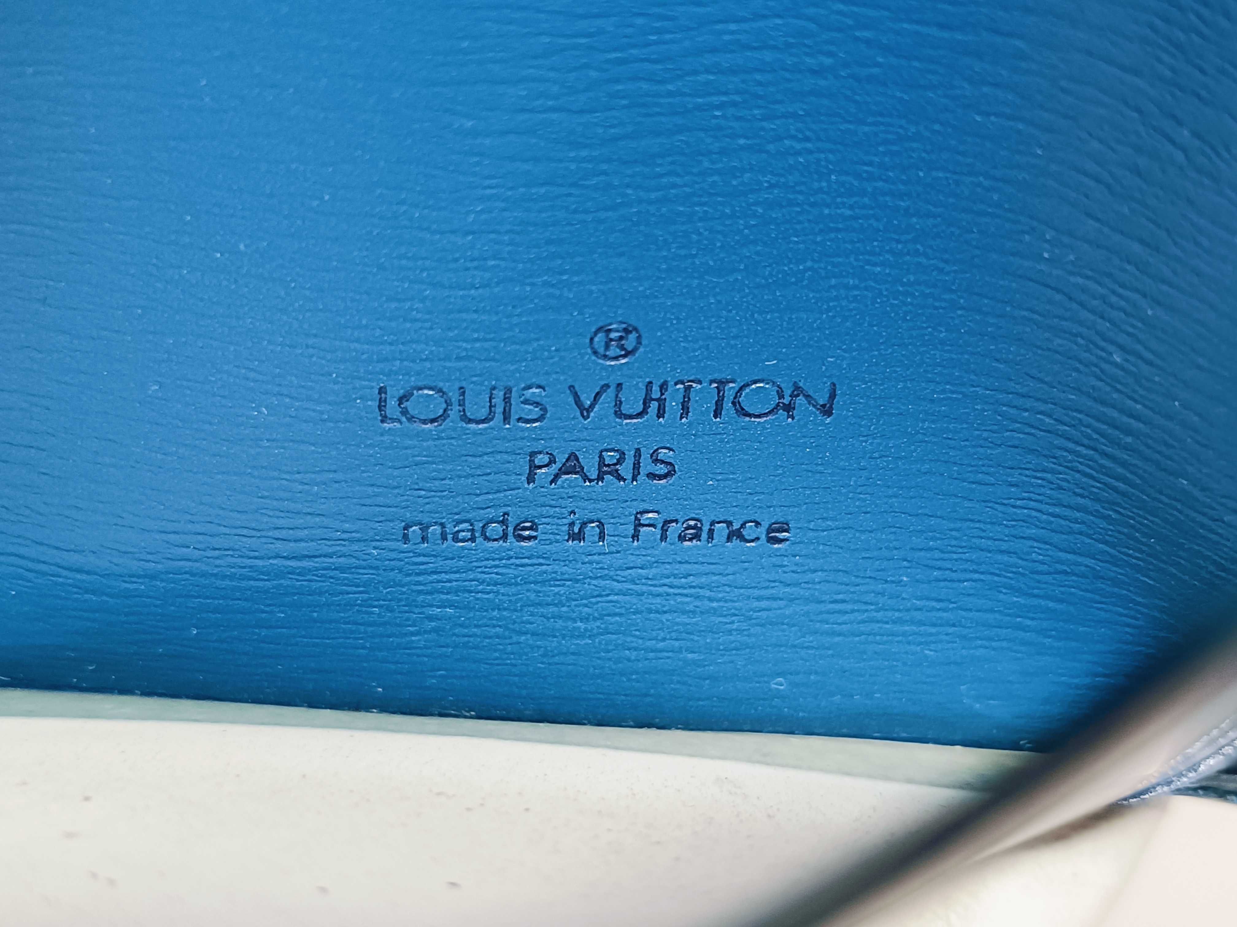 Epi M63205 Portecartes Vertical Card Case — view 12