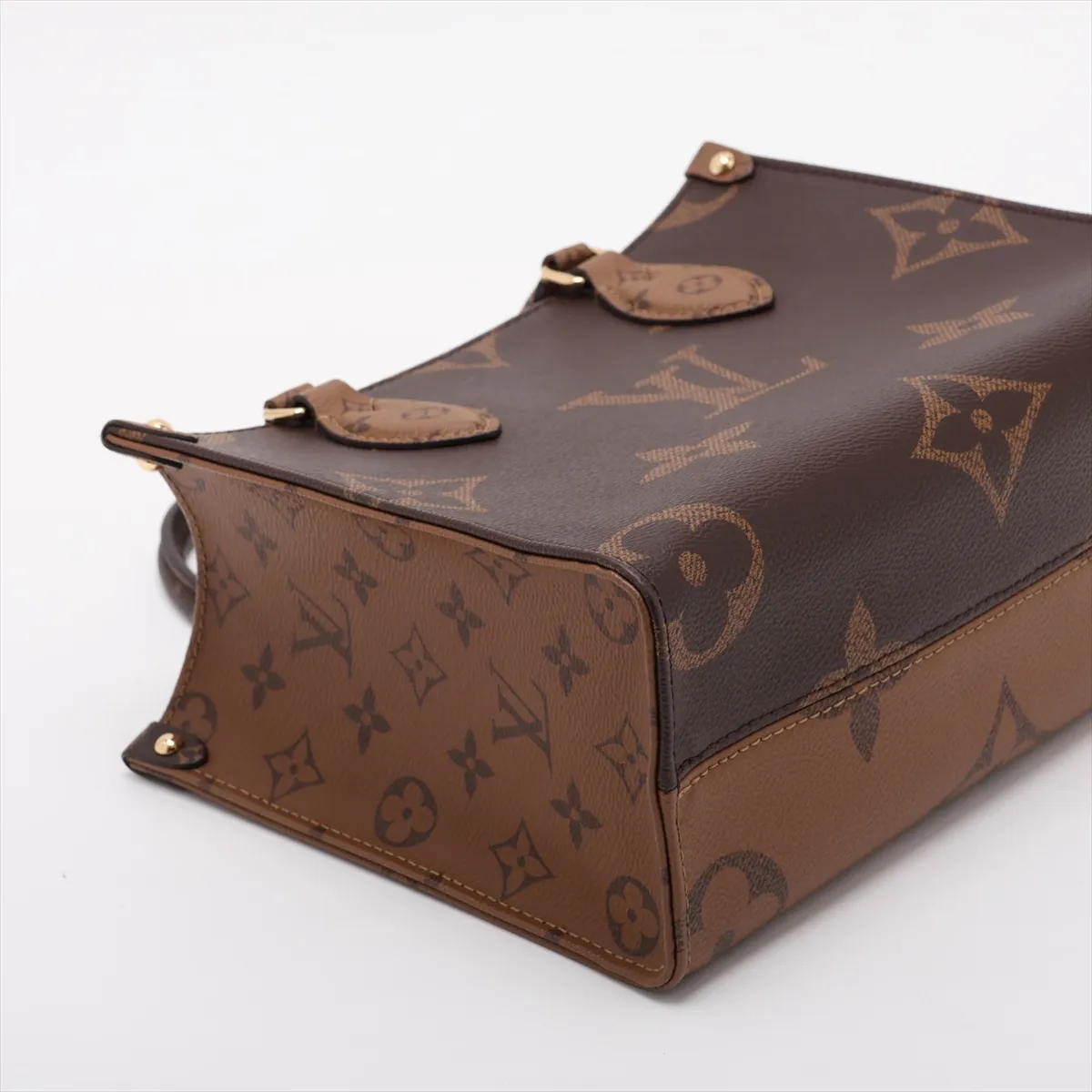 Monogram Giant Reverse OnTheGo PM M46373 Brown — view 4