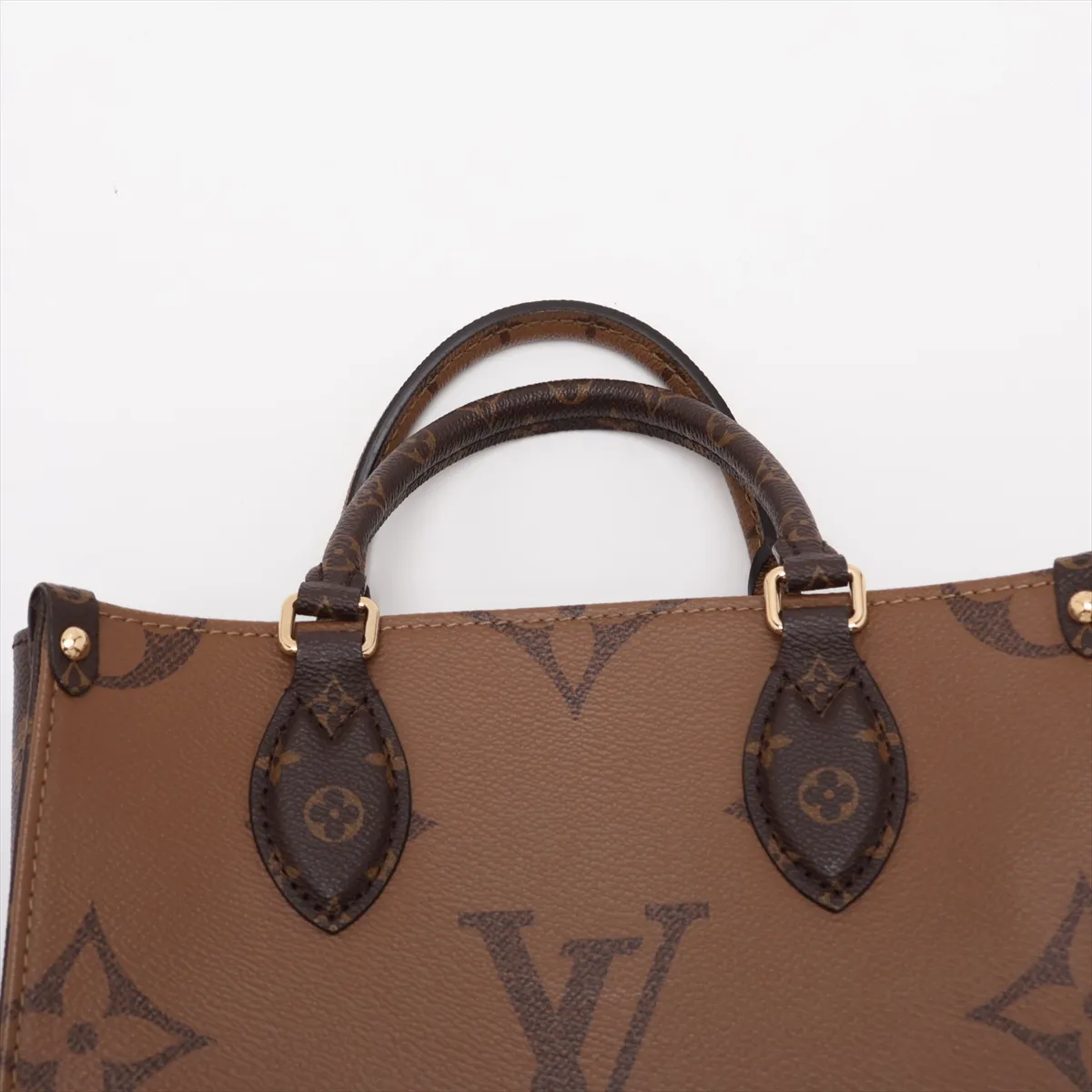 Monogram Giant Reverse OnTheGo PM M46373 Brown — view 6