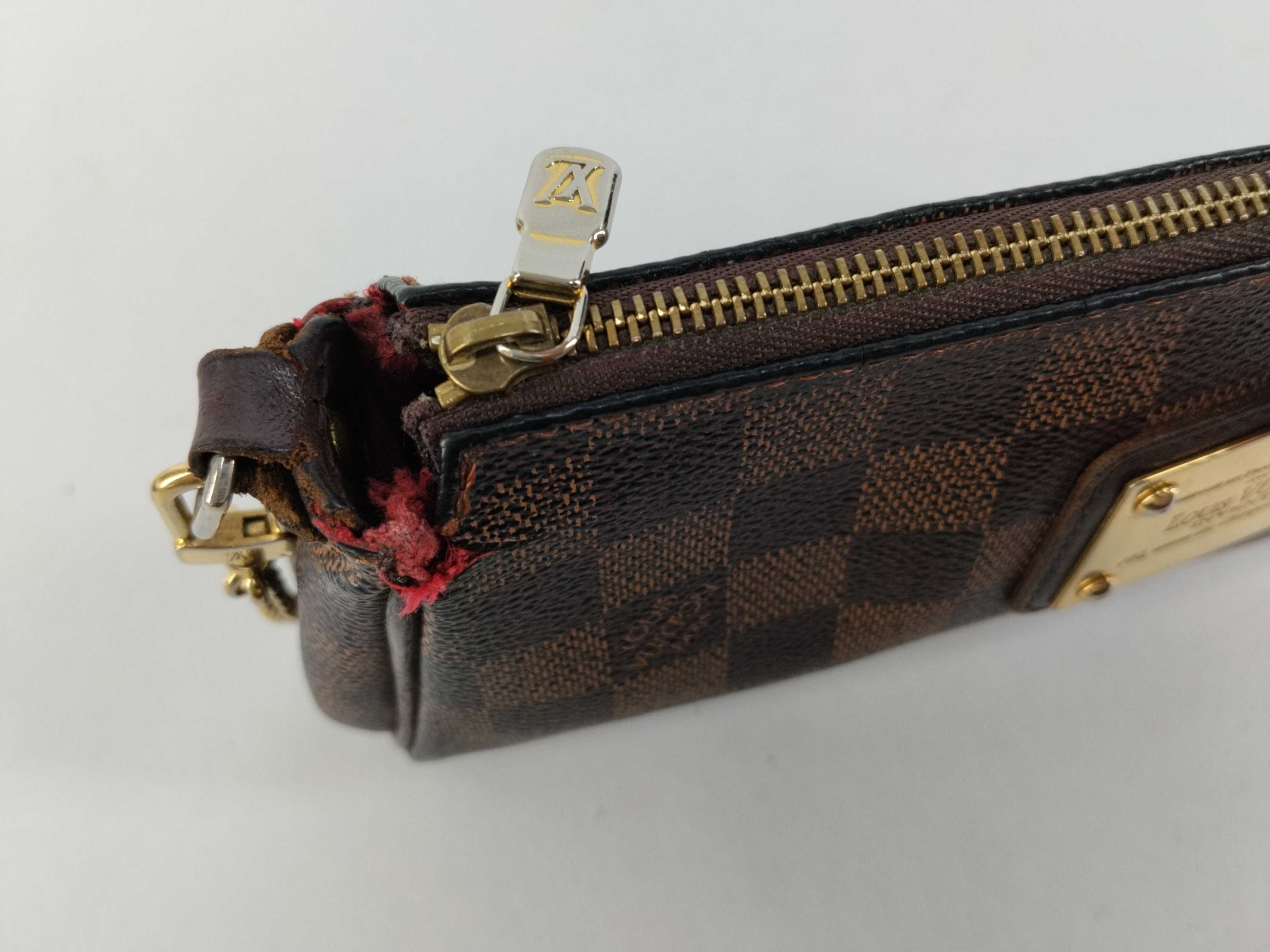 Damier N55213 Damier Eva Shoulder Bag with Shoulder Strap — view 11
