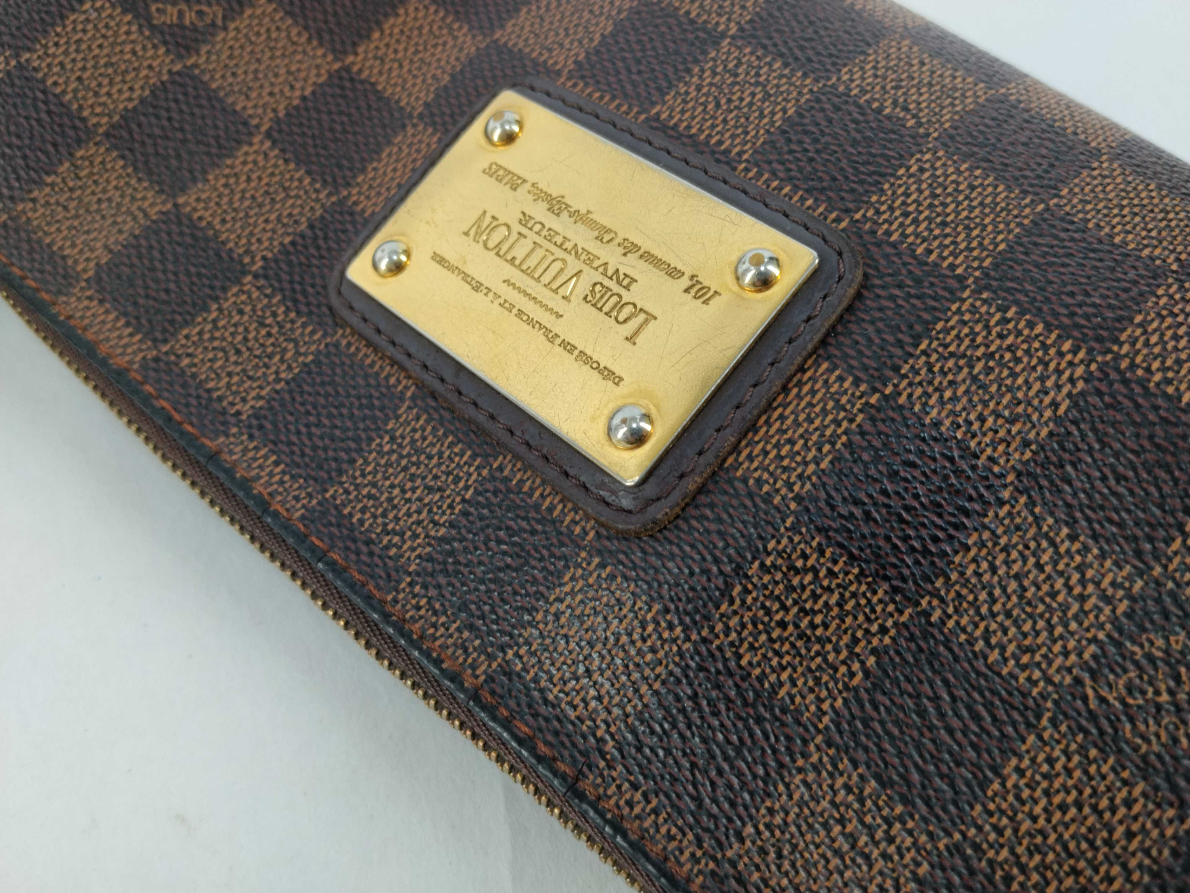 Damier N55213 Damier Eva Shoulder Bag with Shoulder Strap — view 9