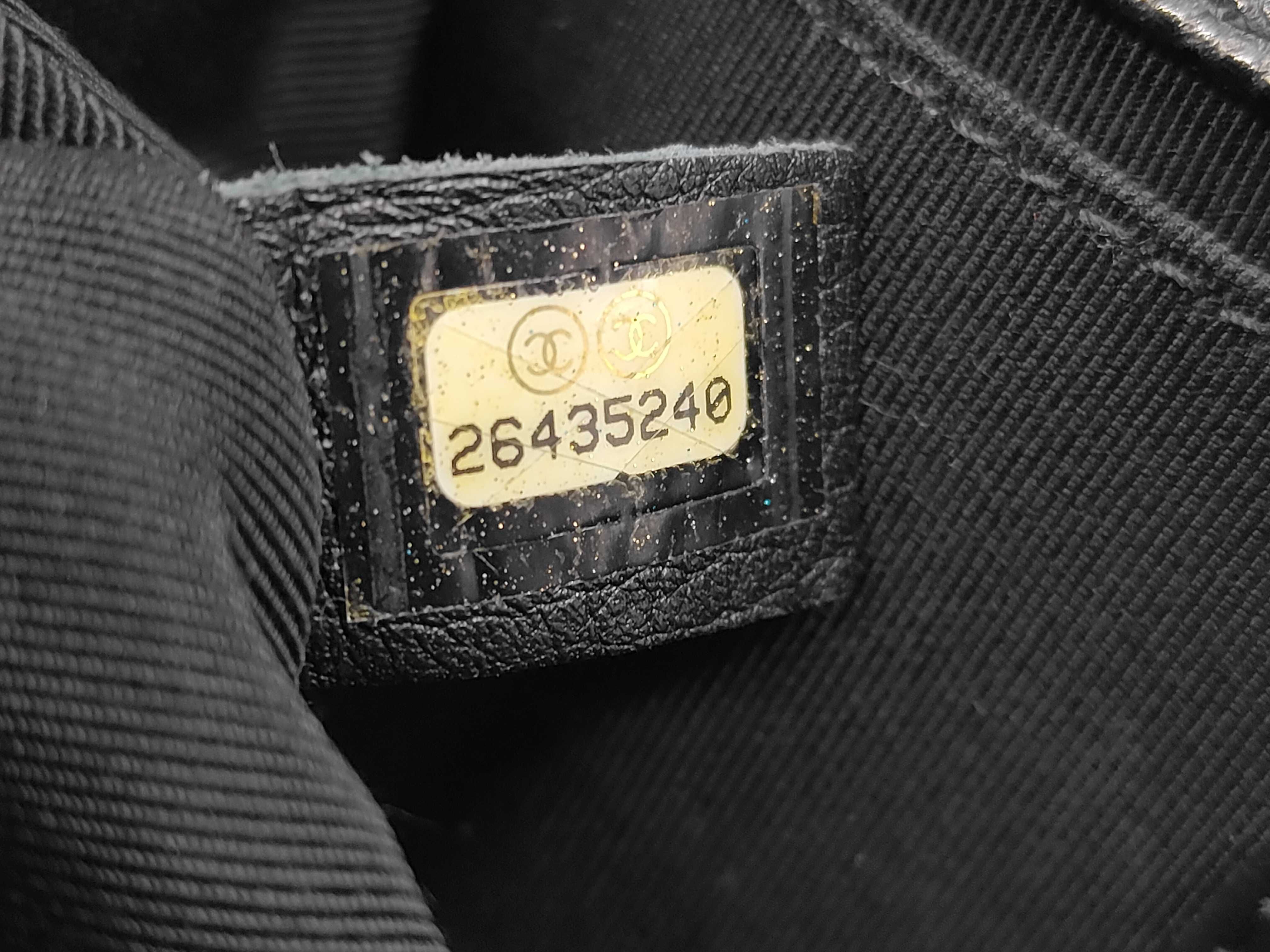shoulder bag, grained calfskin, black, Boy Chanel, serial number 26 series. — view 15