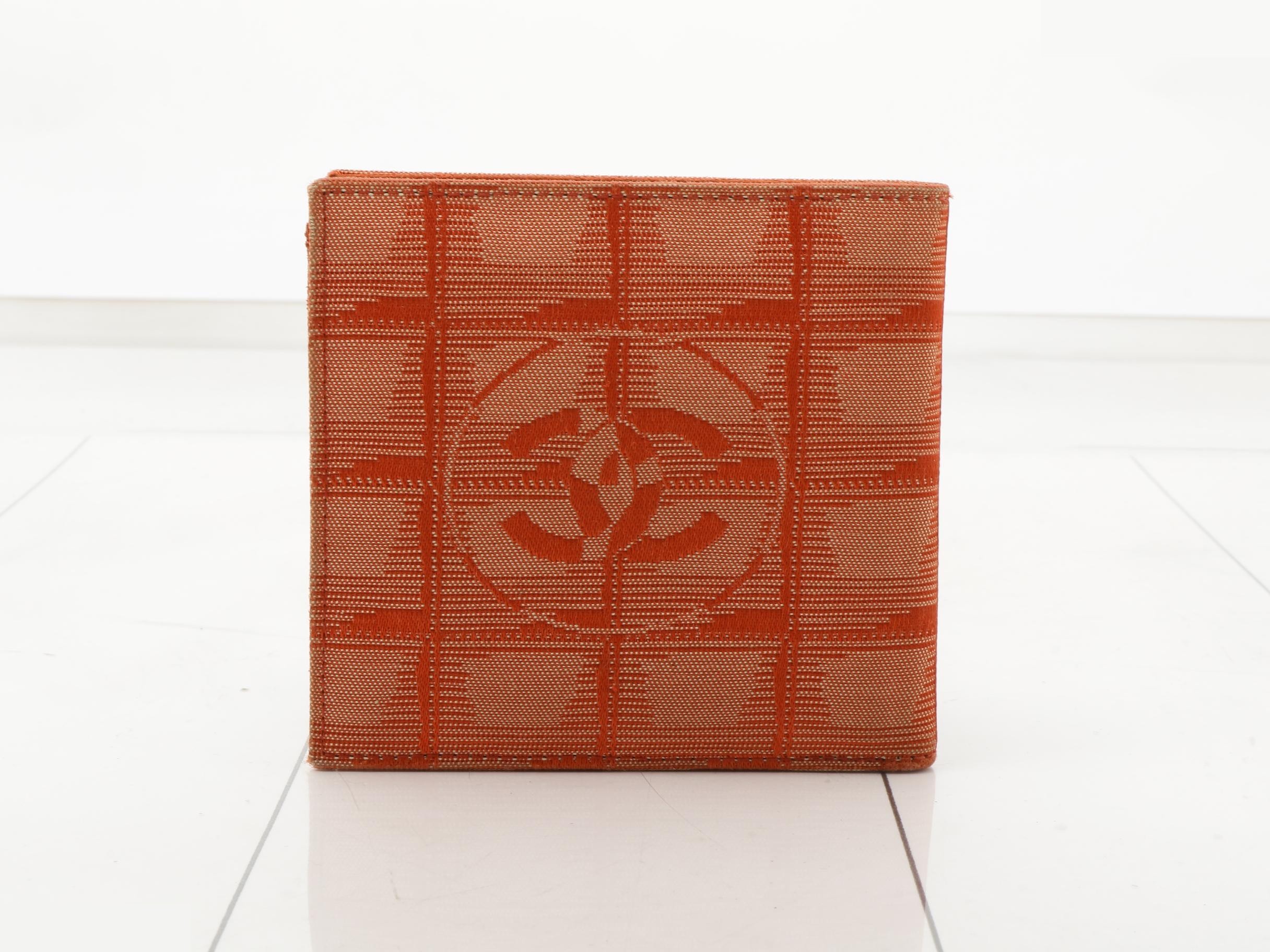 New Travel Bi-fold Wallet, Red, Nylon — view 2