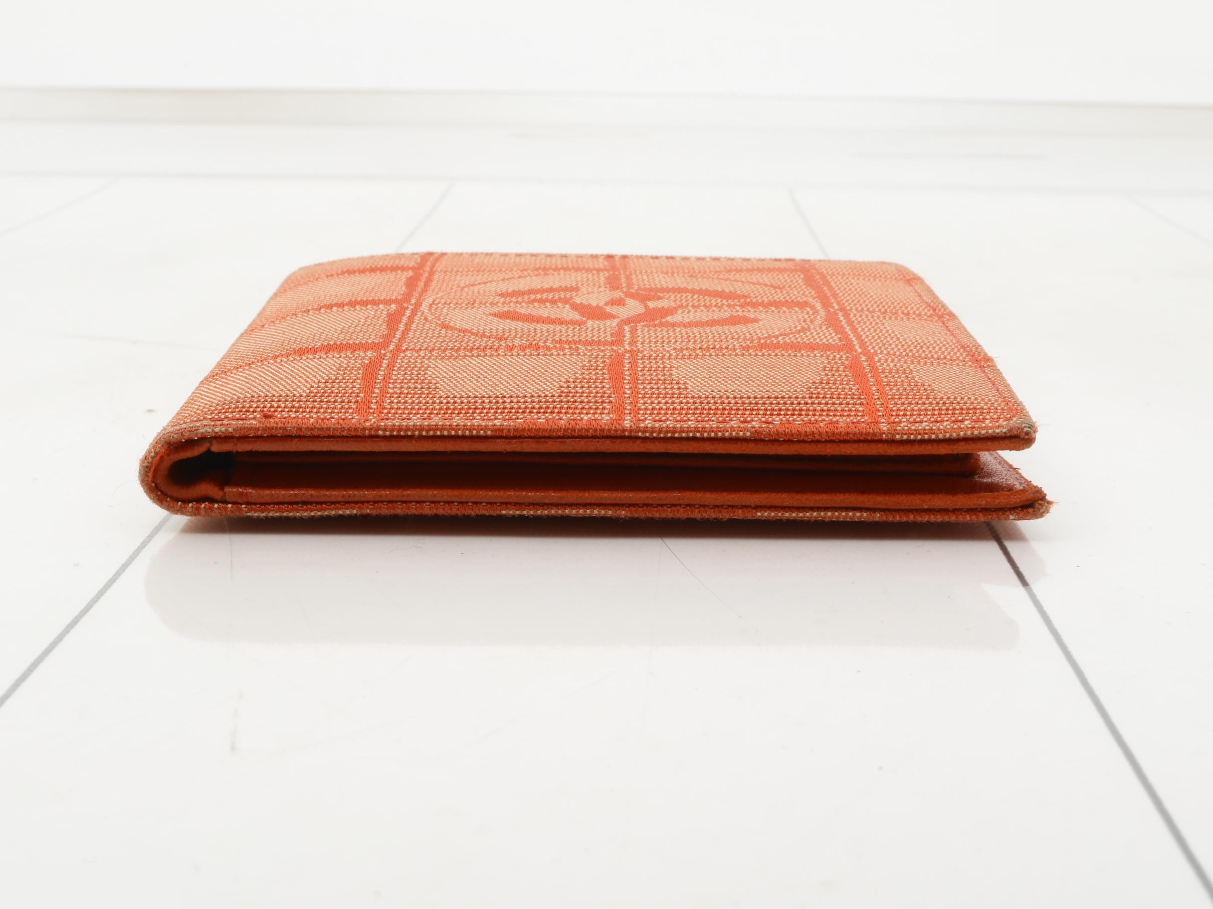 New Travel Bi-fold Wallet, Red, Nylon — view 3