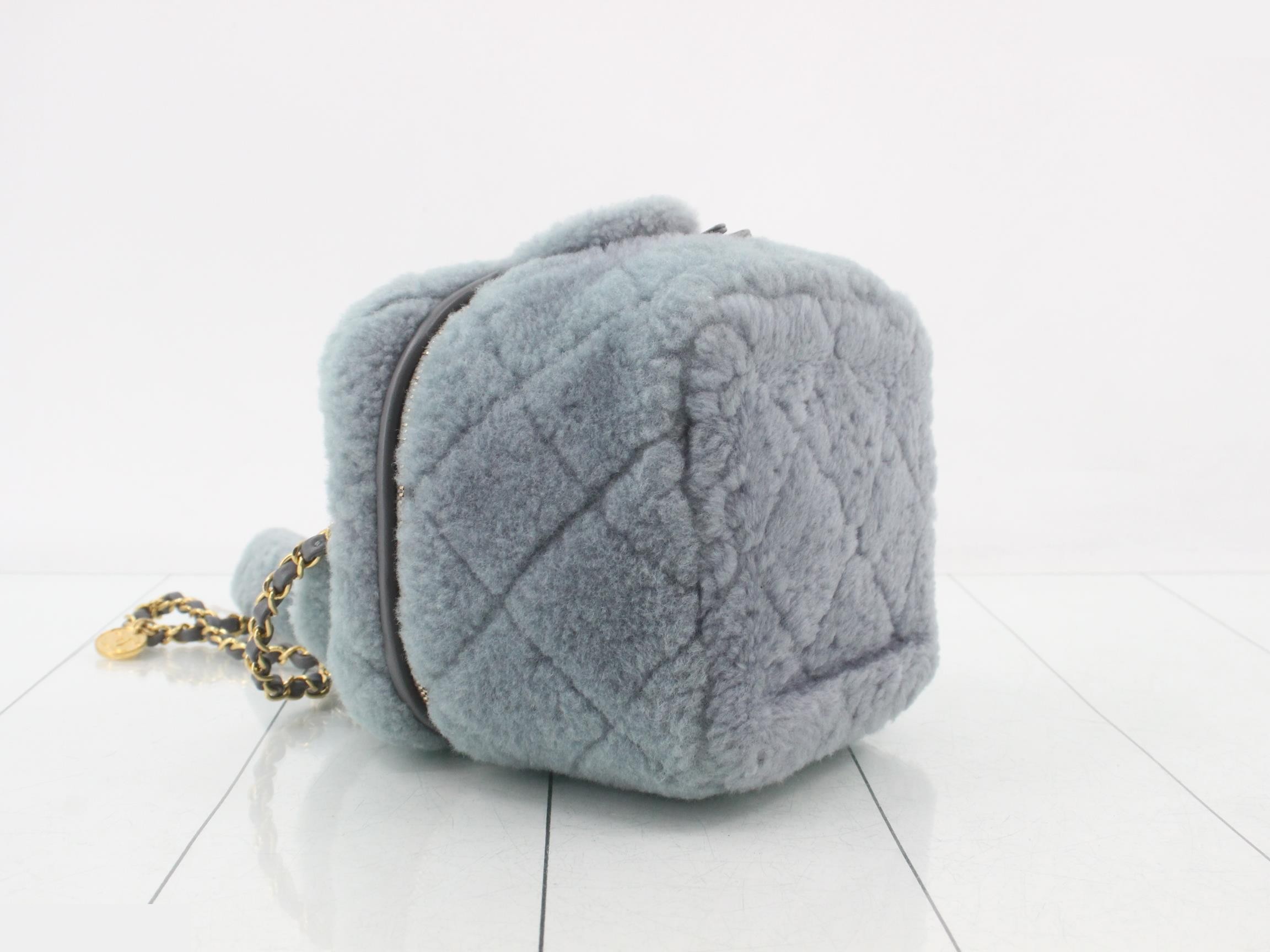 Matelassé Fur Coco Mark 2-Way Vanity — view 5