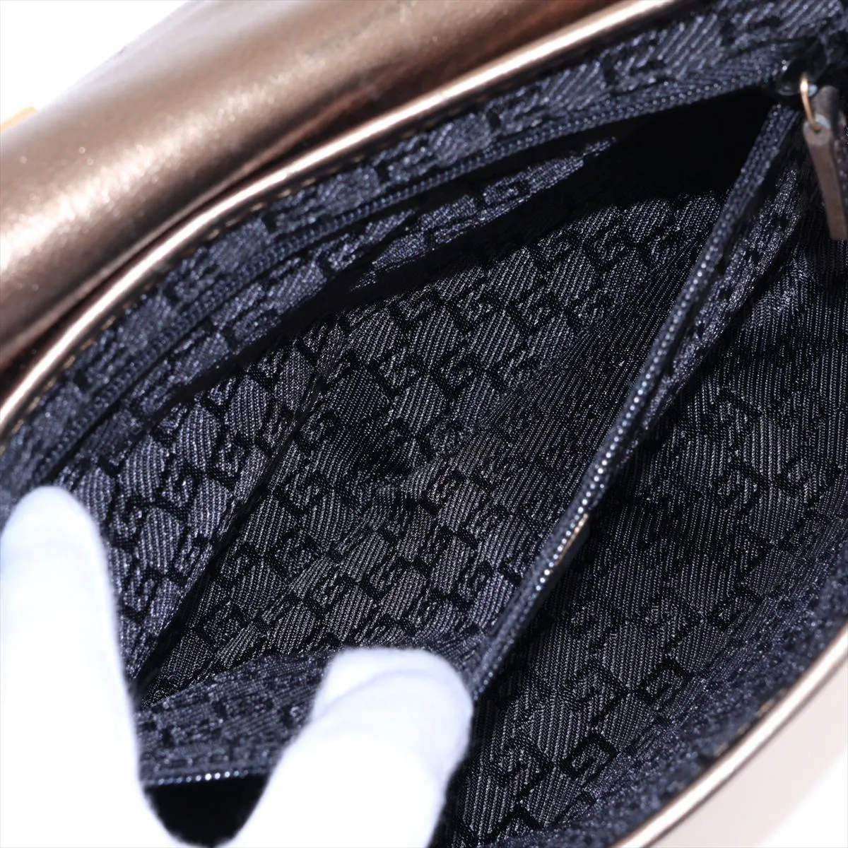 Old Gucci Tiger Head Leather Chain Shoulder Bag Gold — view 7
