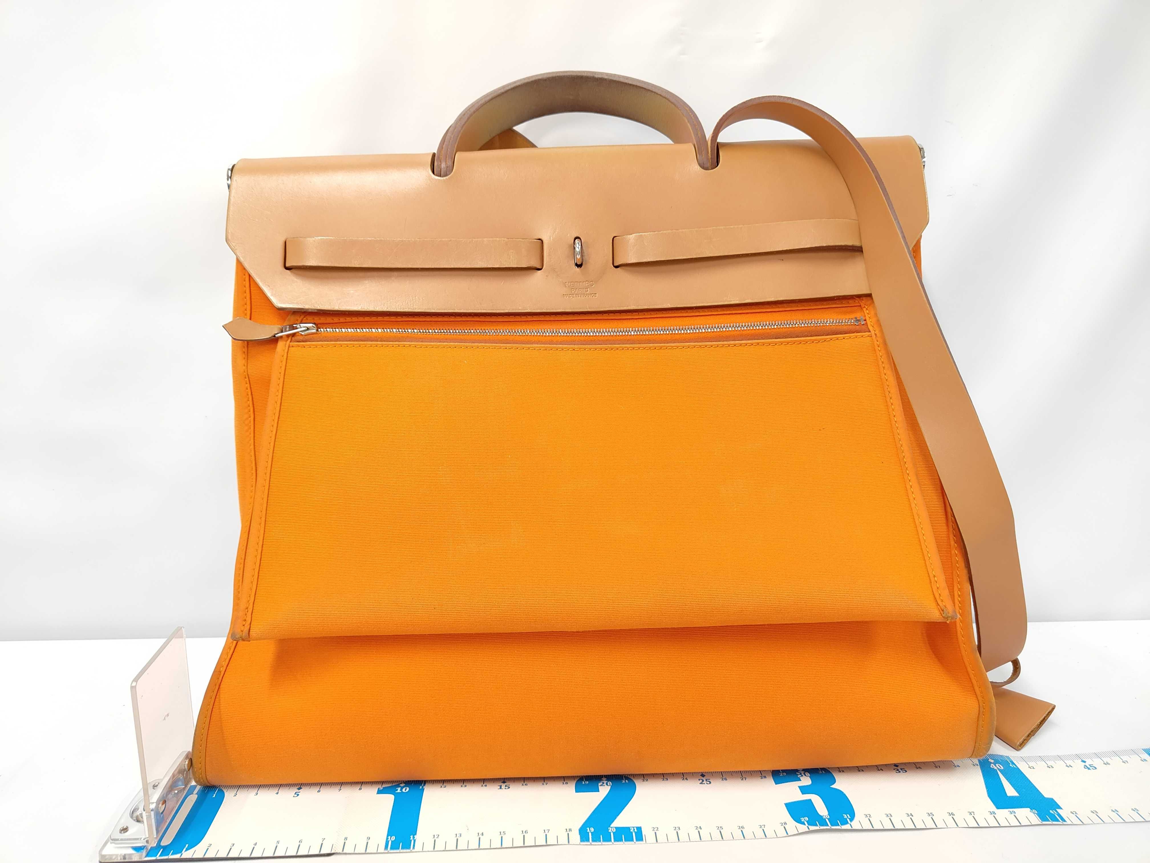 Hermès Herbag Zip MM Toile Officier x Leather Orange x Beige O Stamp Handbag — view 2
