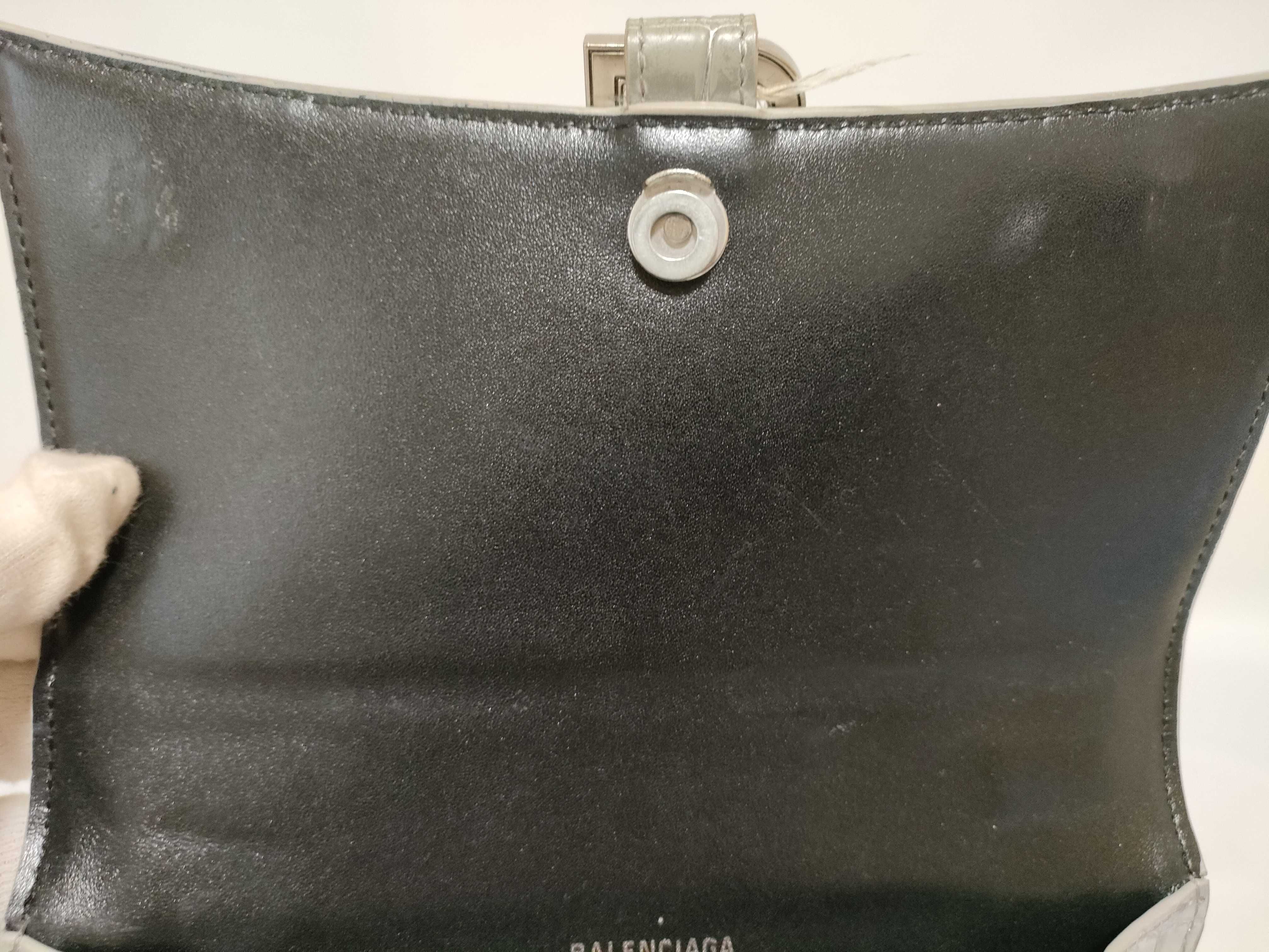 Hourglass S Handbag — view 13