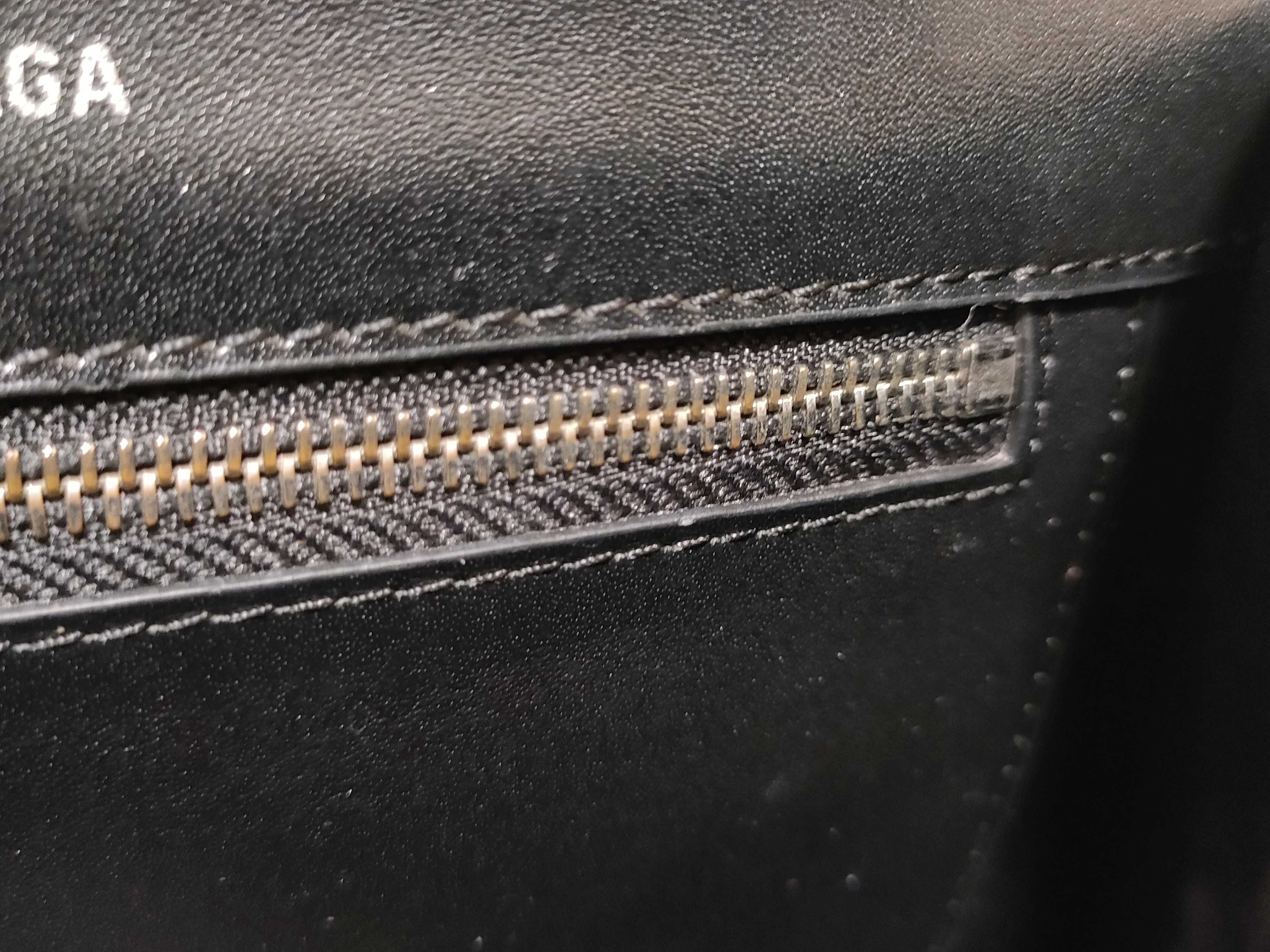 Hourglass S Handbag — view 6