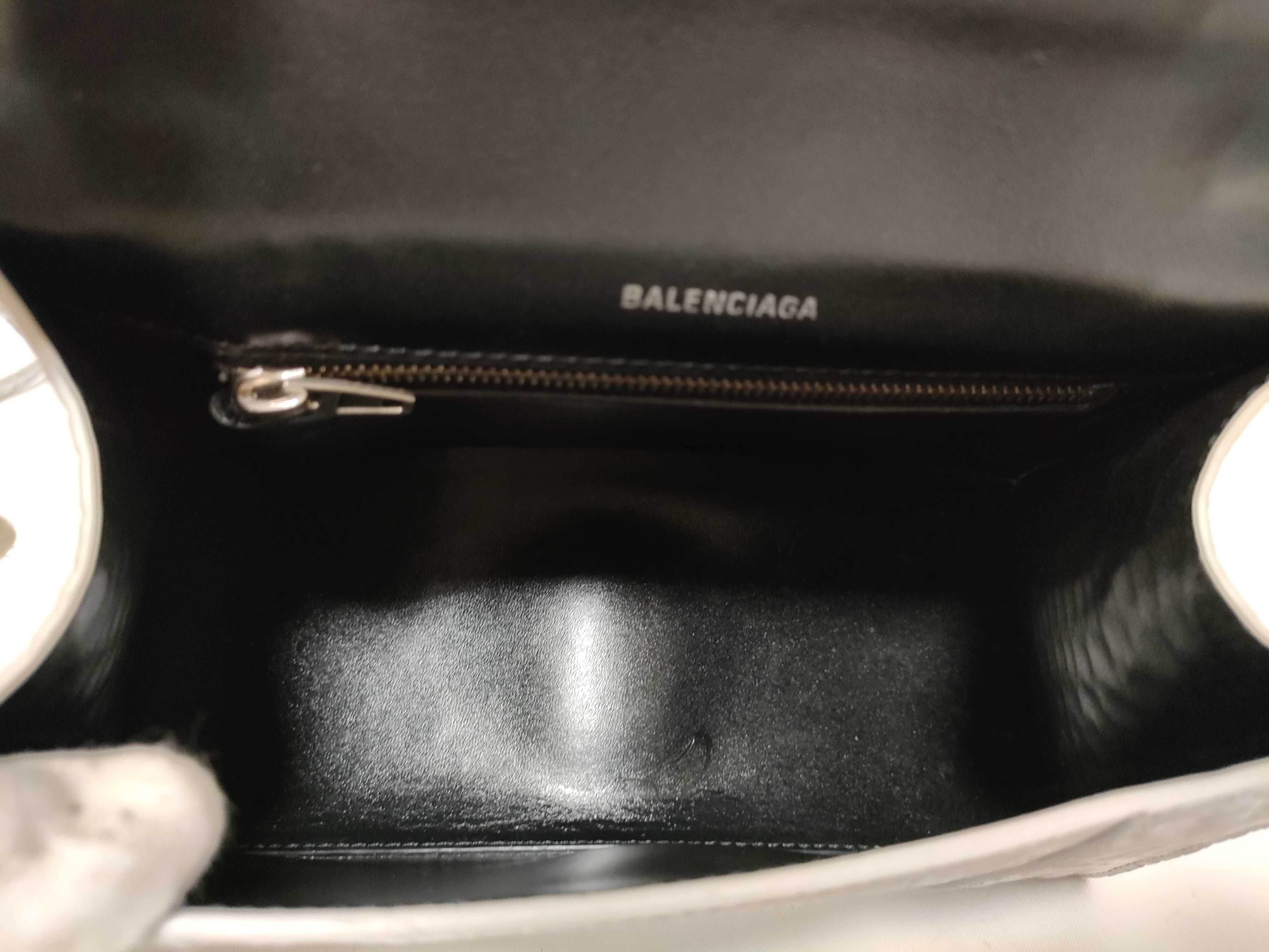 Hourglass S Handbag — view 10