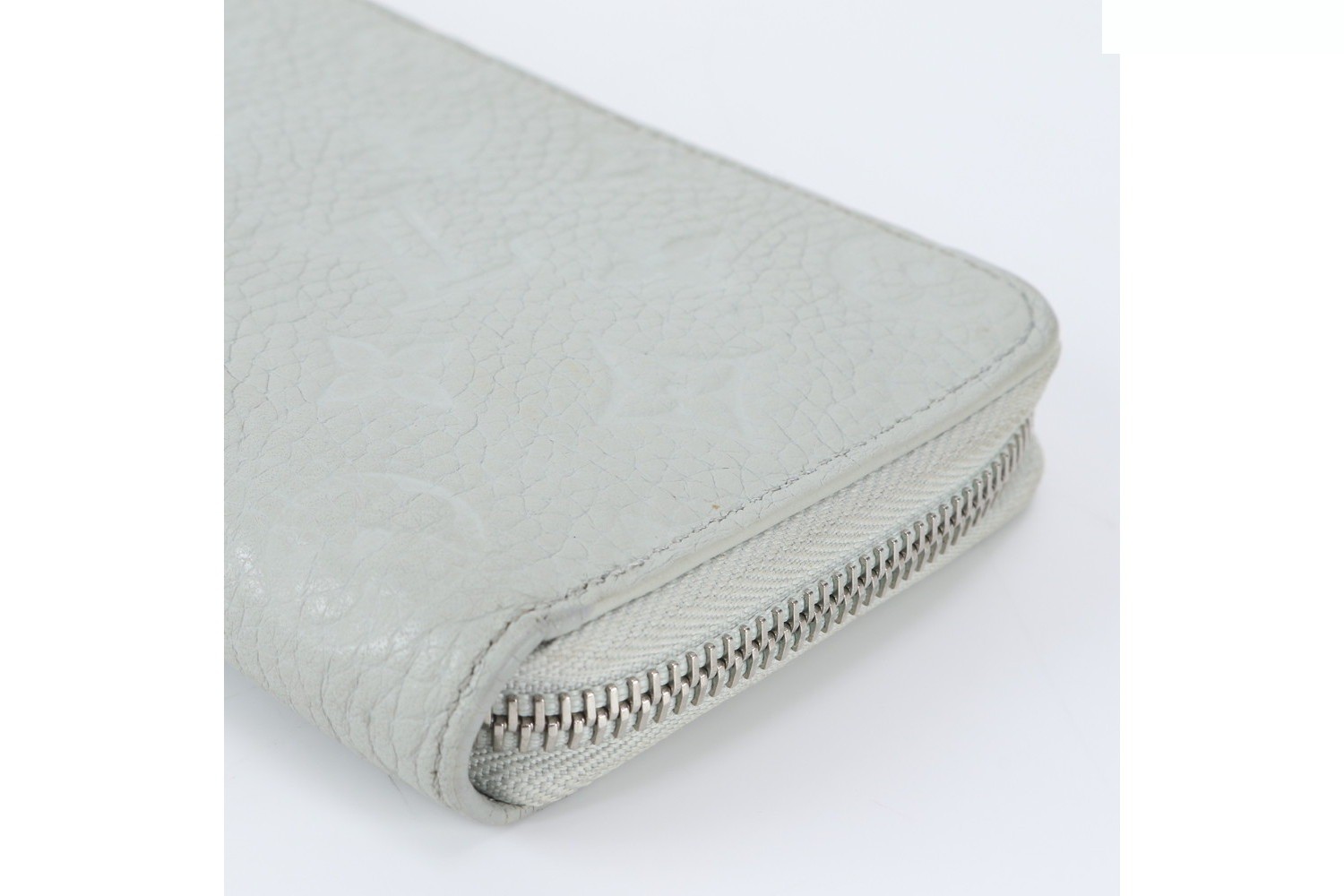 Taurillon Leather Monogram Zippy Wallet Vertical — view 3