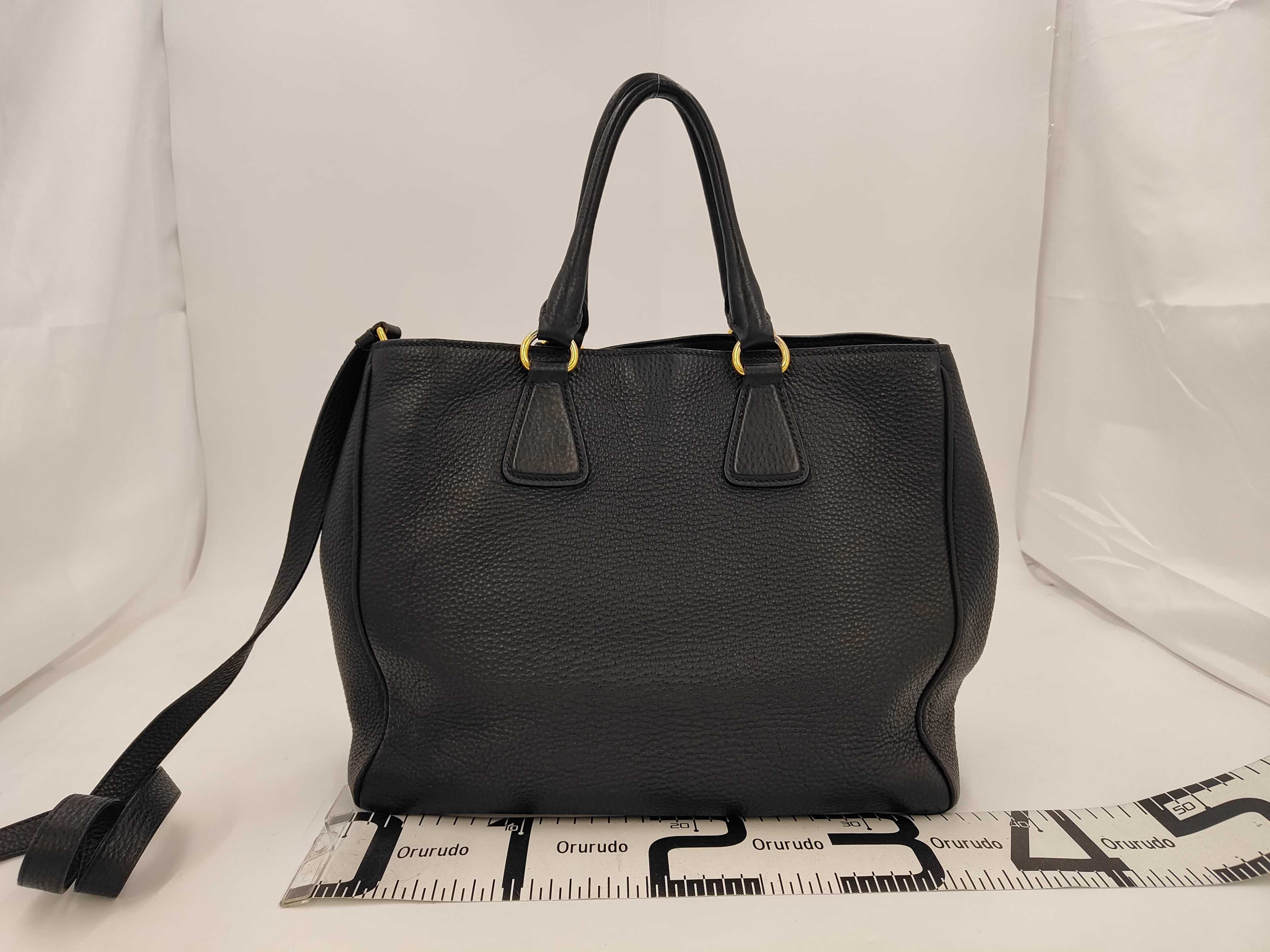 Vitello Daino Tote Shoulder Bag Black BN2423 Tote Bag — view 2