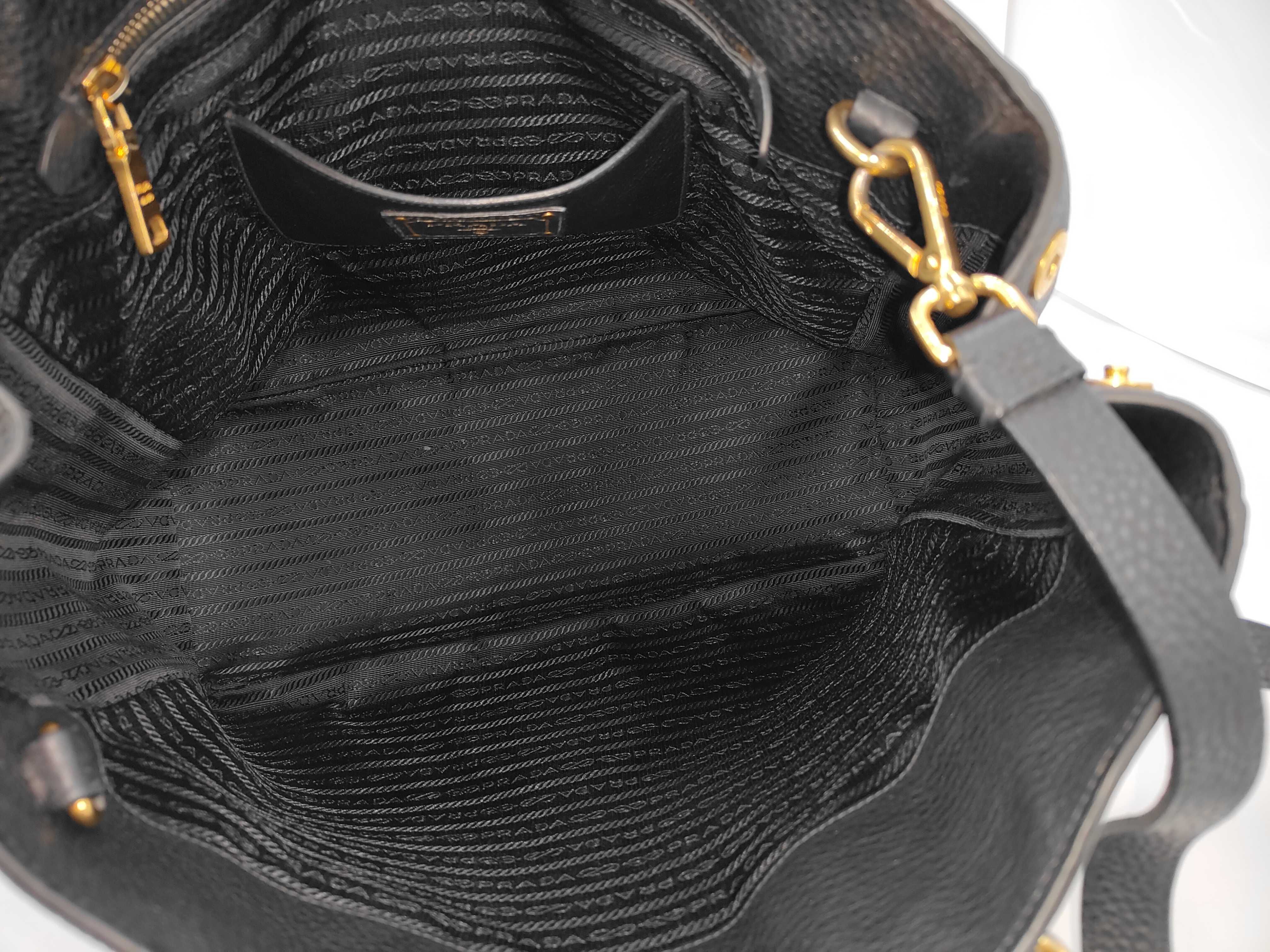 Vitello Daino Tote Shoulder Bag Black BN2423 Tote Bag — view 9