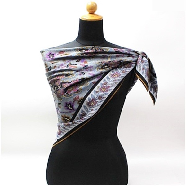 scarf, gray — view 2