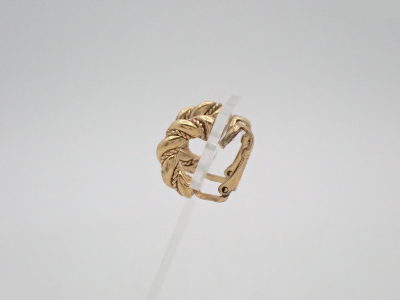 Earrings — view 3