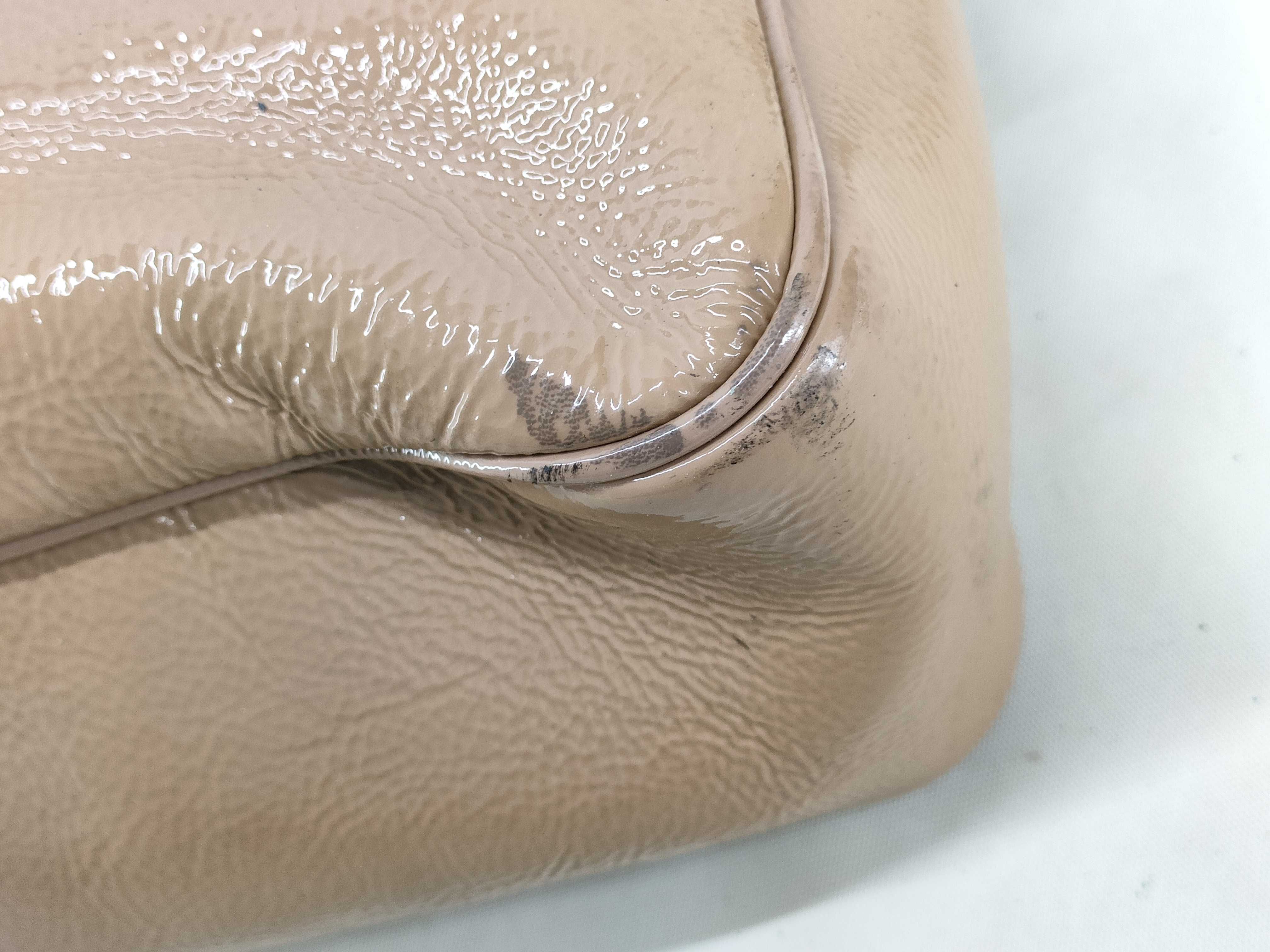 Interlocking Patent Leather Chain Shoulder Bag — view 4