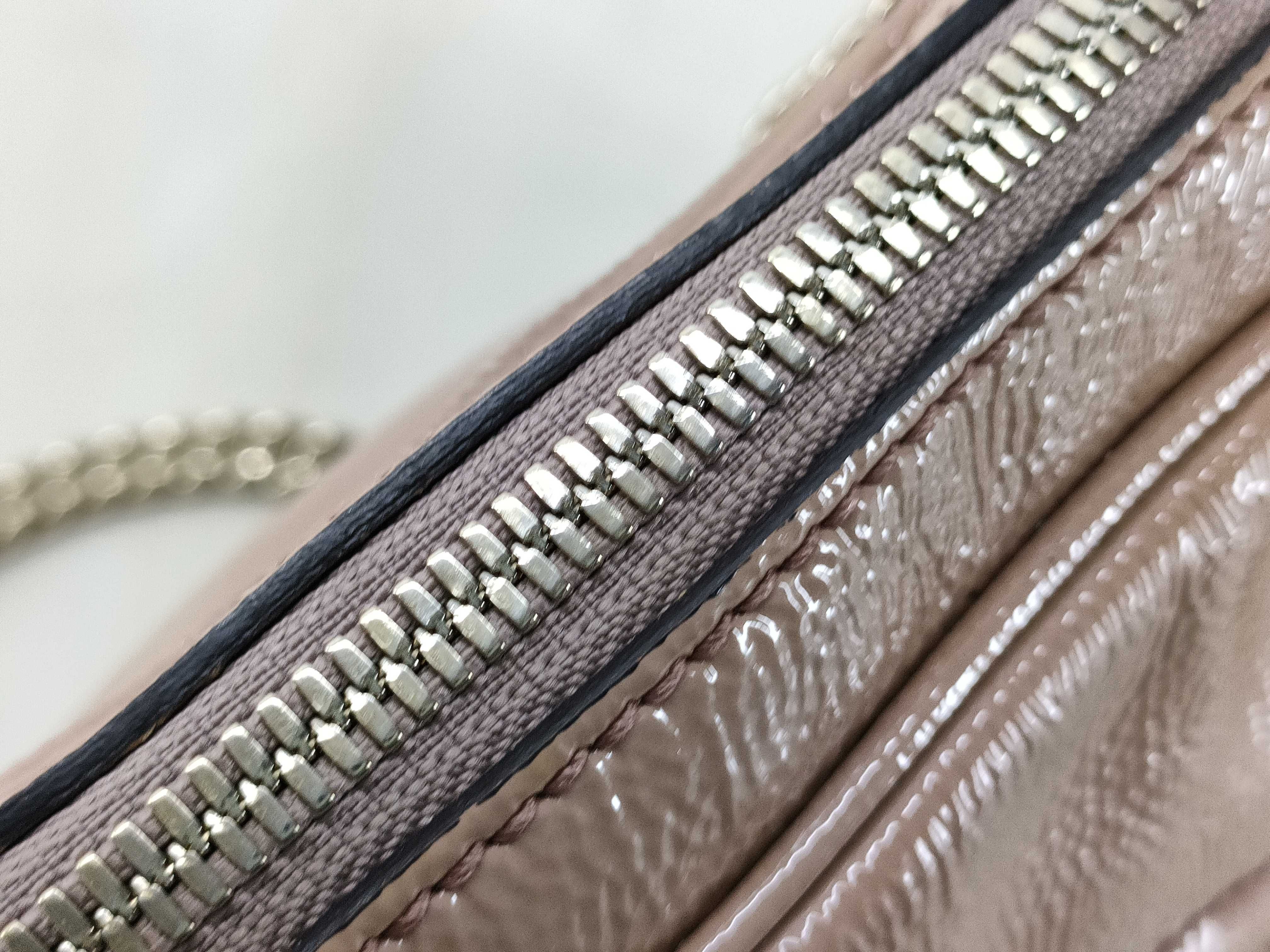 Interlocking Patent Leather Chain Shoulder Bag — view 8