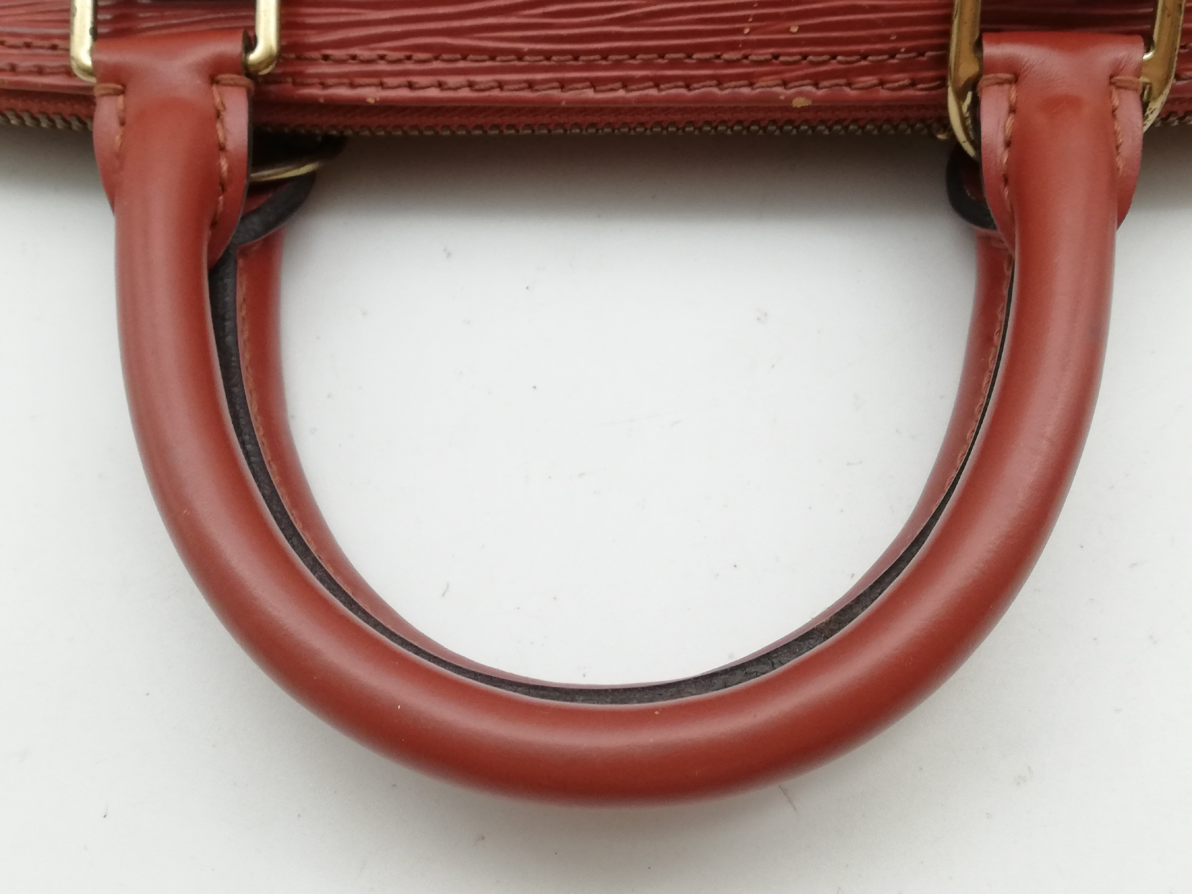 Epi Alma M52143 Handbag — view 6