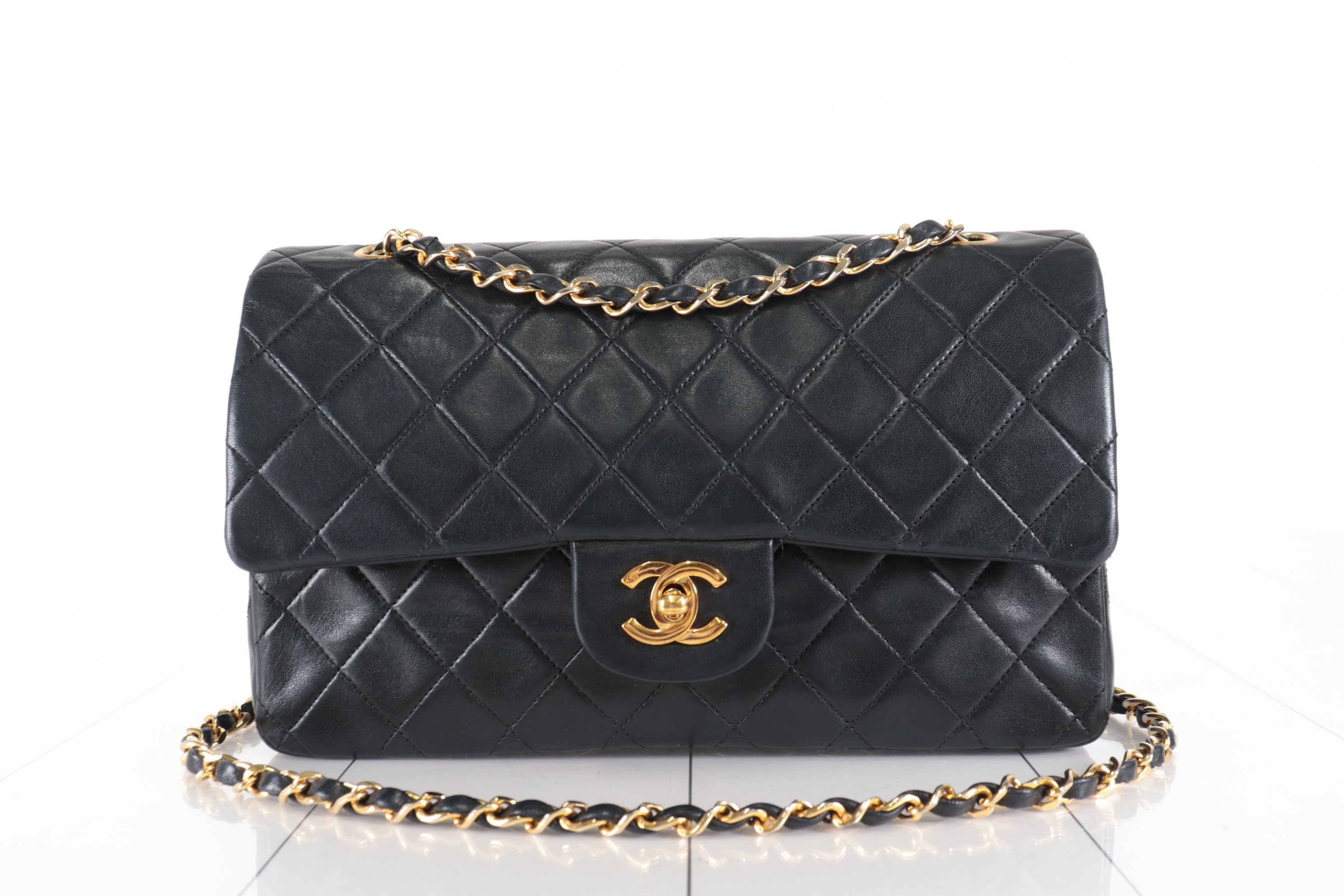 Double flap 25 Lambskin Chain Shoulder Bag, Unit 1 — view 2