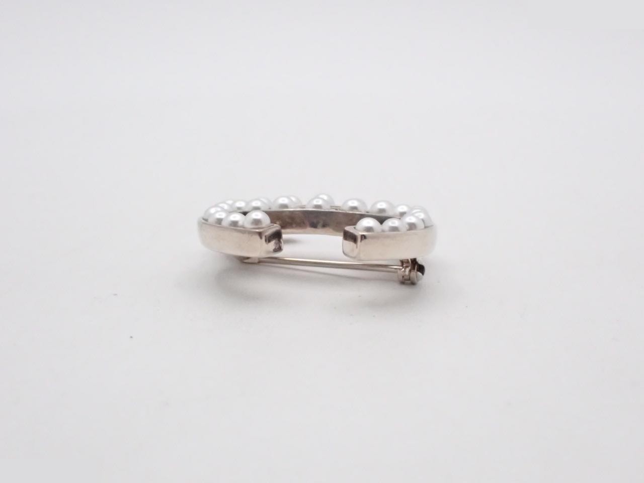 Silver brooch — view 3