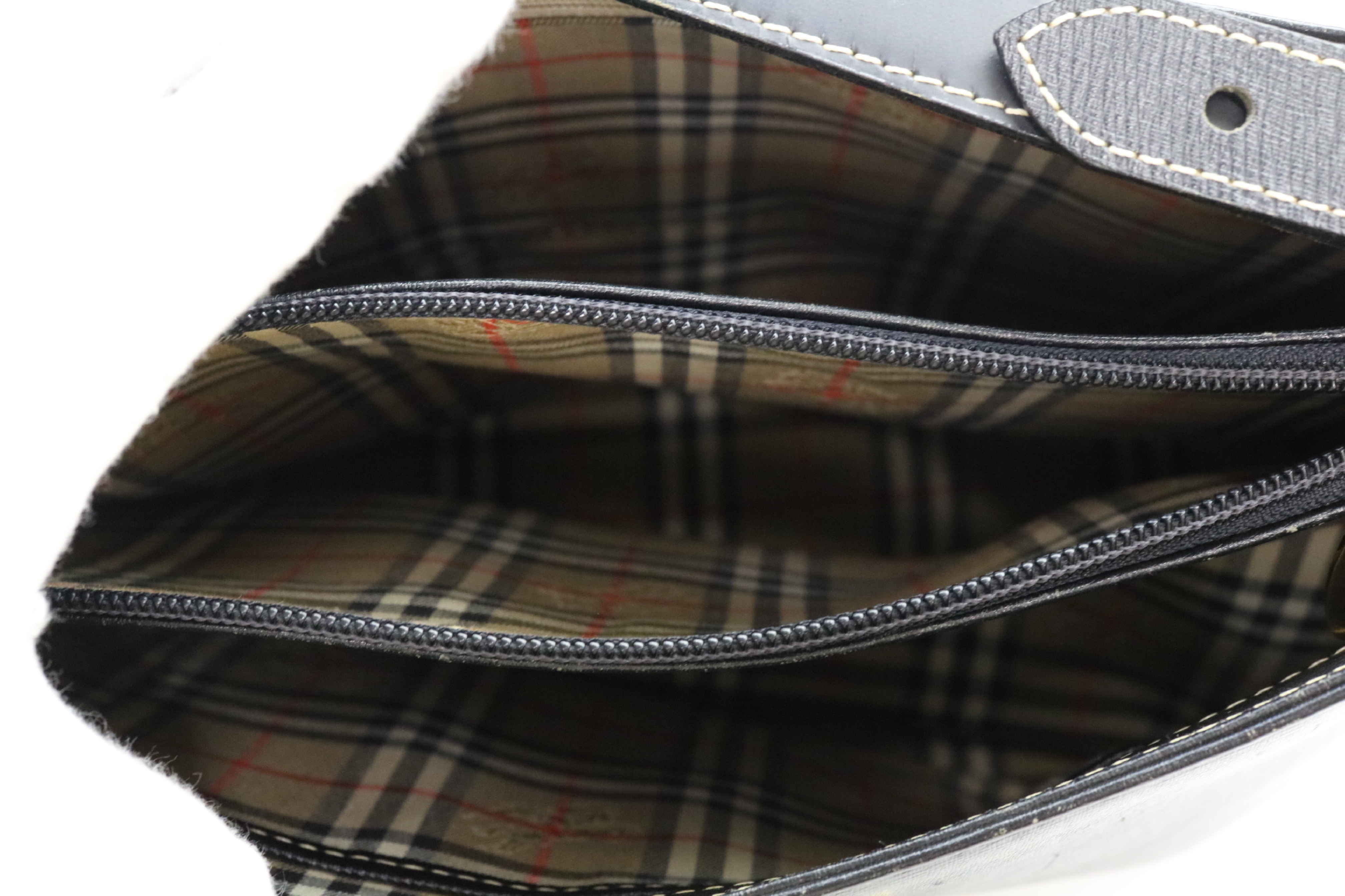 Leather Nova Check Shoulder Bag — view 9