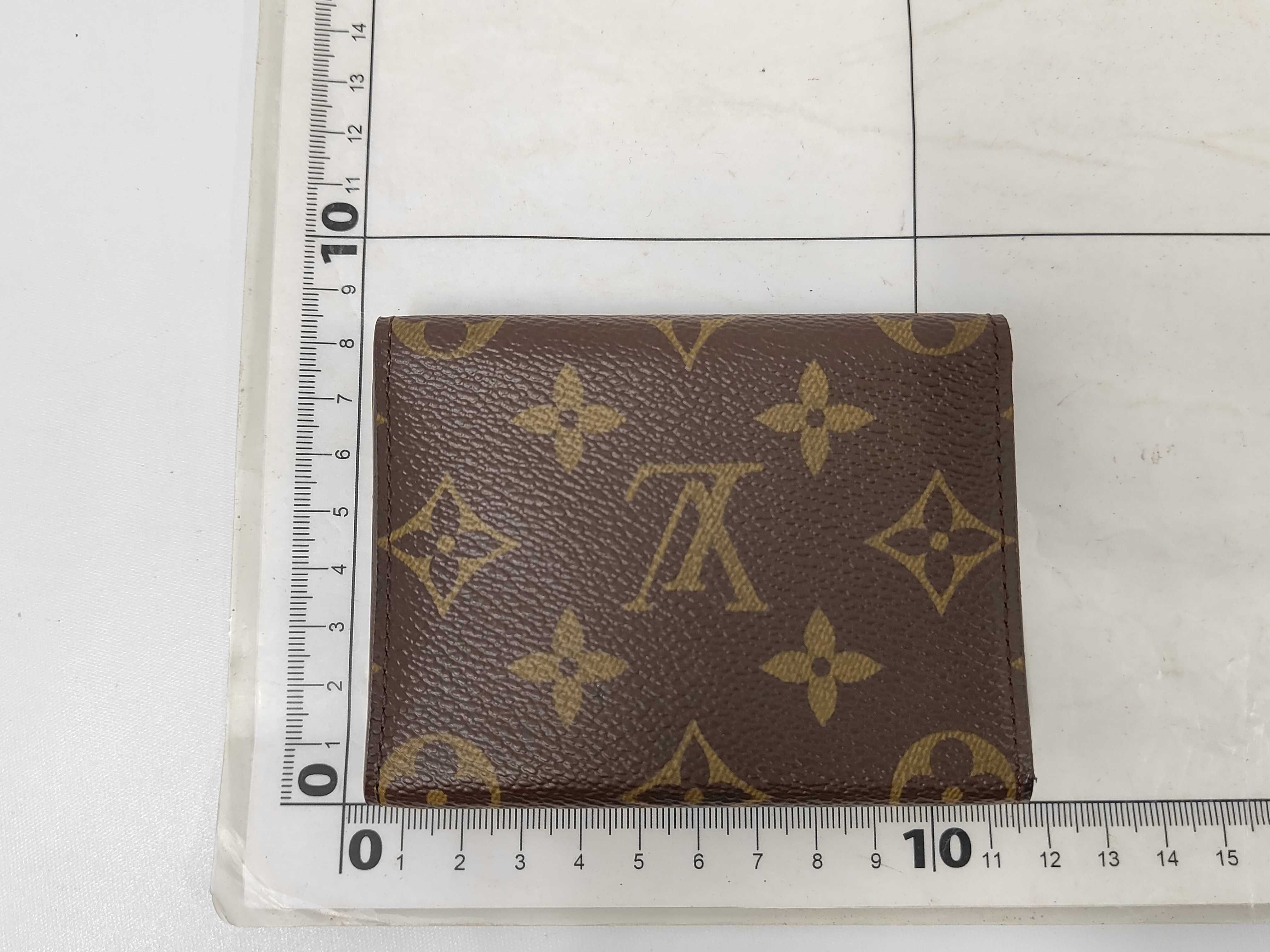 Monogram Enveloppe Carte de Visite M63801 BA1016 Card Case — view 2