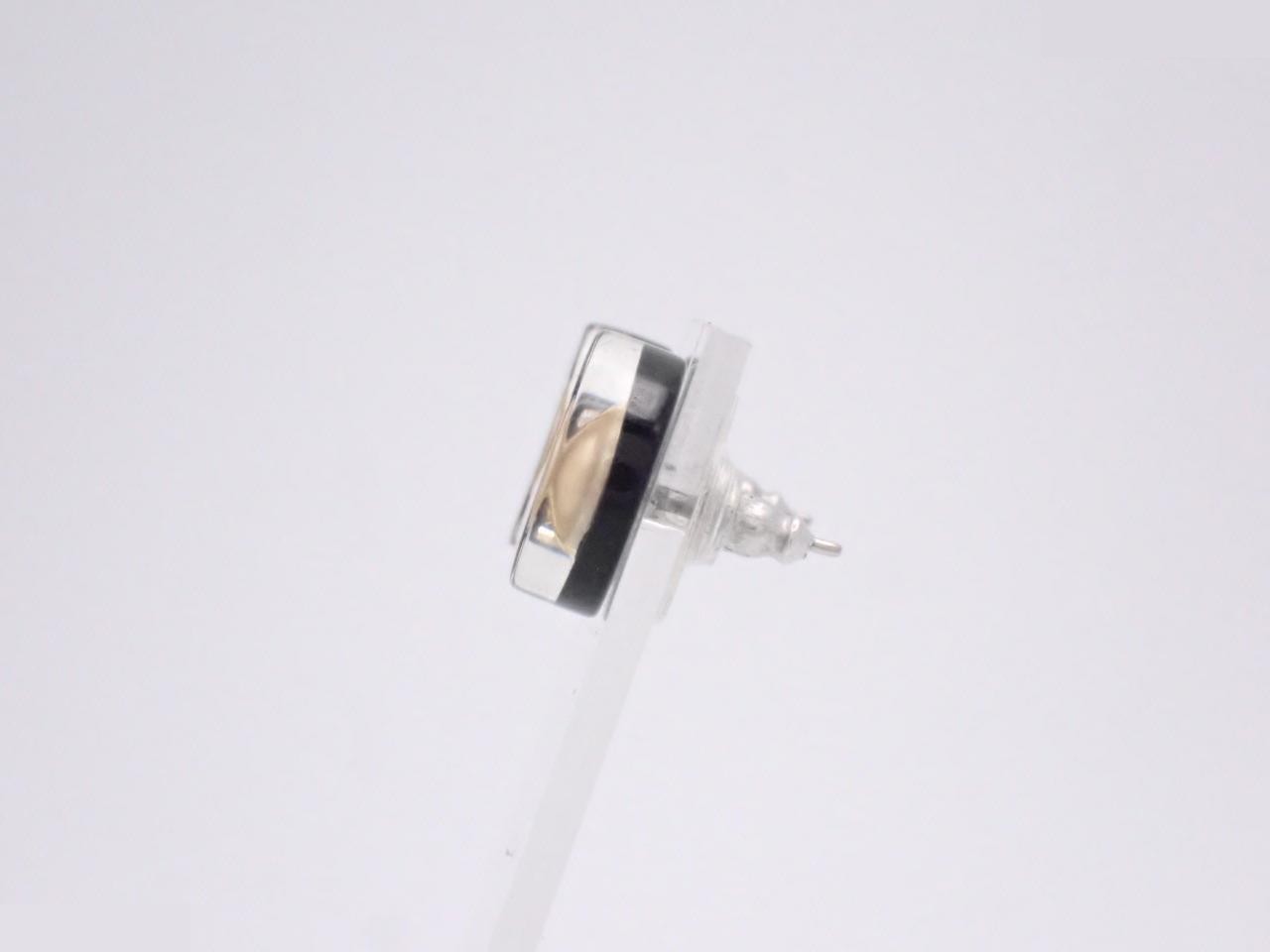 Earrings — view 3