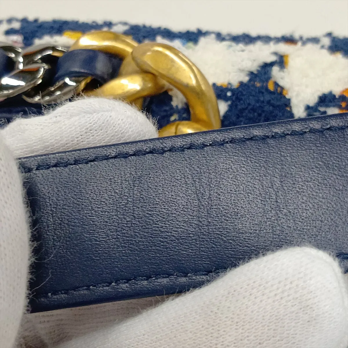19 Maxi Tweed Chain Shoulder Bag, White x Navy, Gold x Silver Hardware, 31085208, Serial Number , AS1162 — view 14