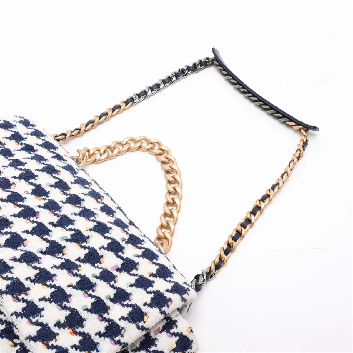 19 Maxi Tweed Chain Shoulder Bag, White x Navy, Gold x Silver Hardware, 31085208, Serial Number , AS1162 — view 7