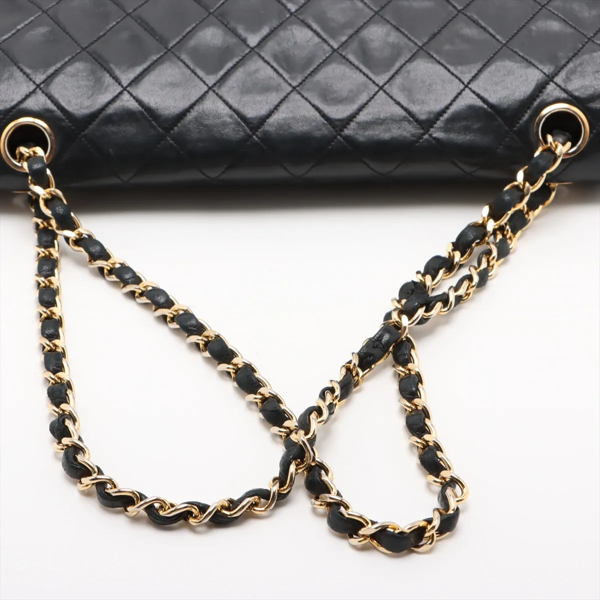 Matelasse 25 Lambskin Double Flap Double Chain Bag Black Gold Hardware Turn Lock Hardware External Repair A01112 — view 5