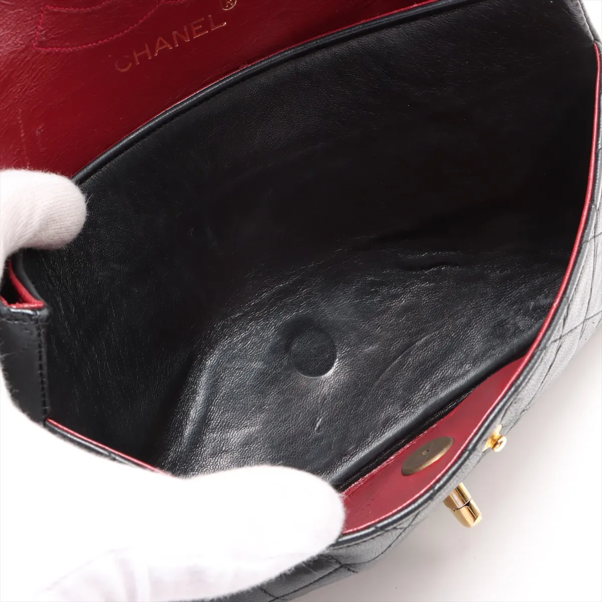 Matelasse 25 Lambskin Double Flap Double Chain Bag Black Gold Hardware Turn Lock Hardware External Repair A01112 — view 7