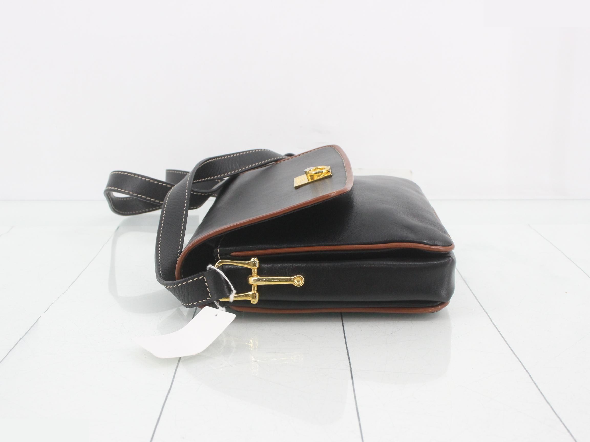 Leather shoulder bag with Gancini hardware — view 4