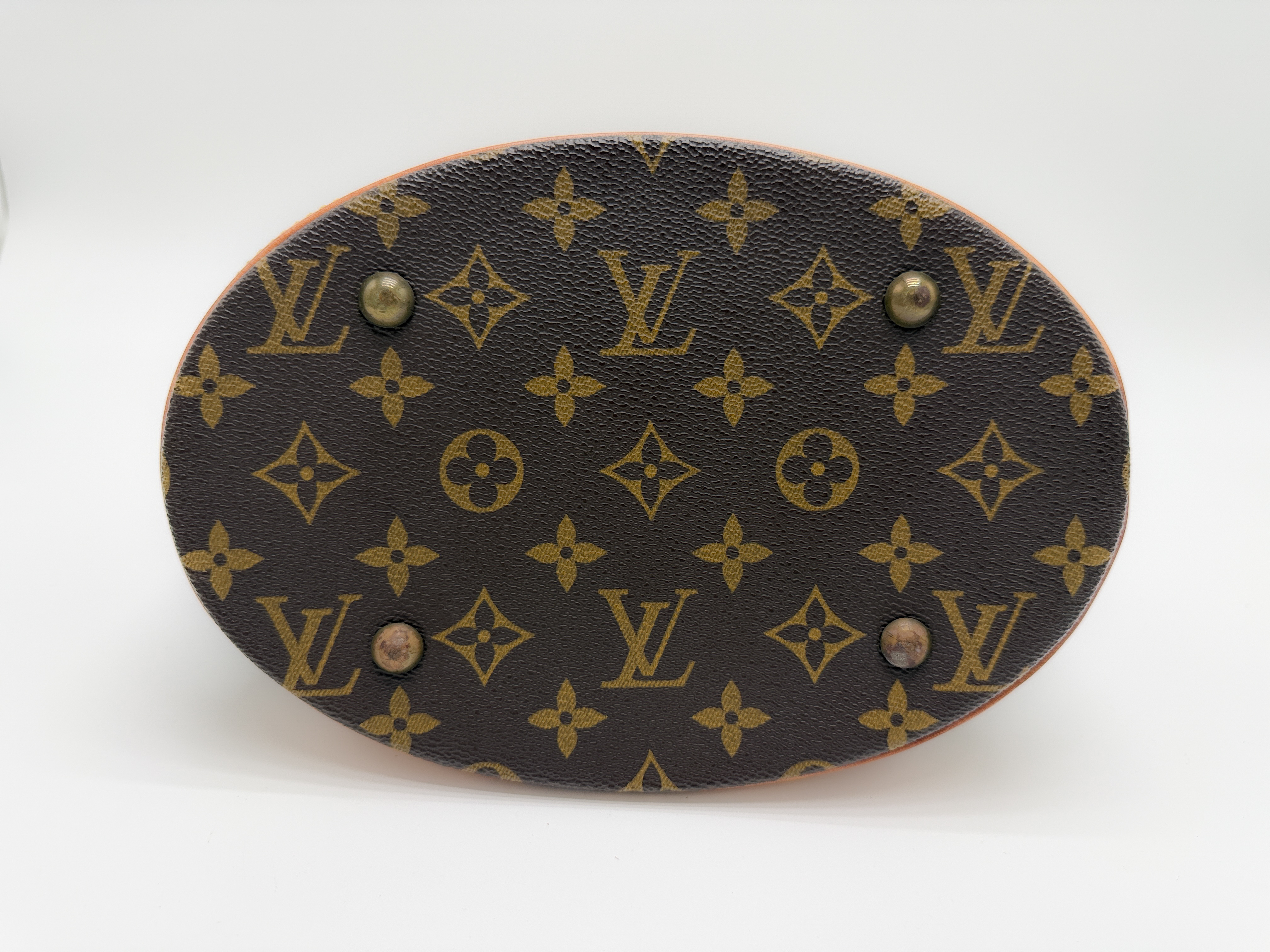 Monogram M42238 Bucket PM FL1020 Shoulder Bag with Pouch, No Stickiness — view 7