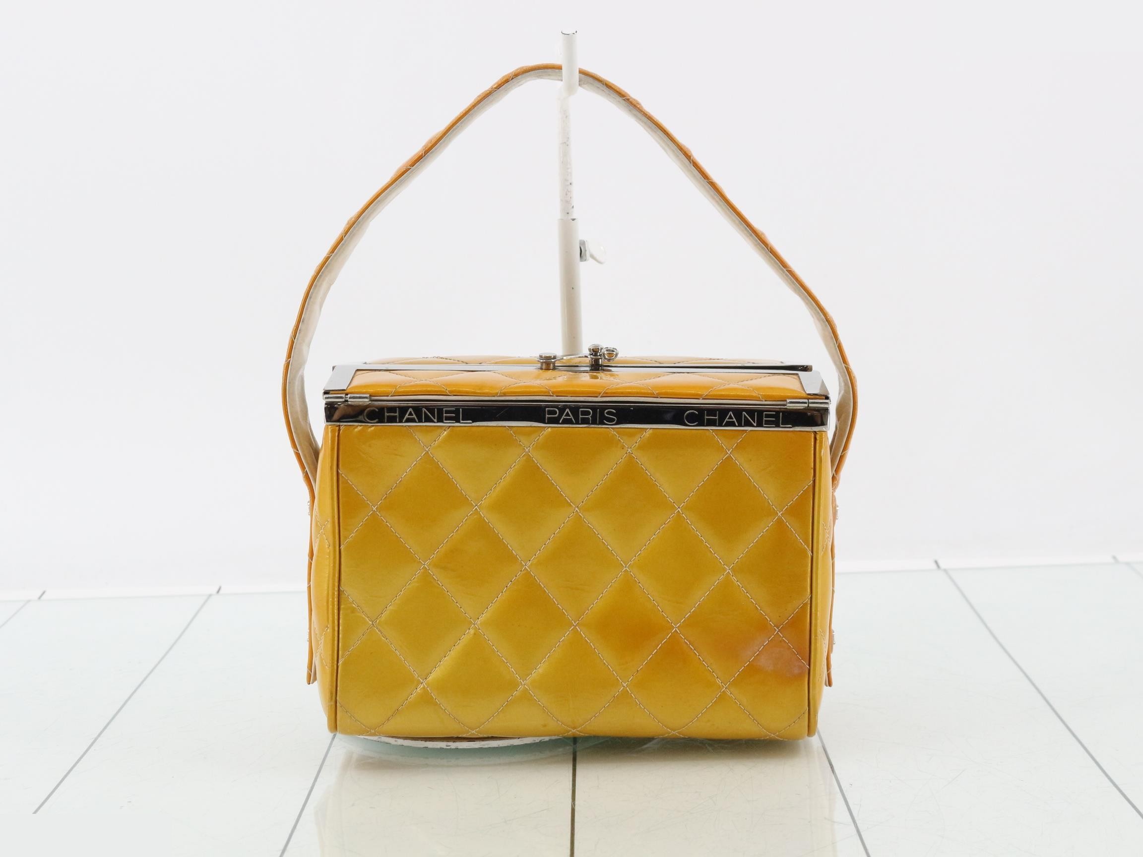 Patent leather Kannon vanity bag — view 2