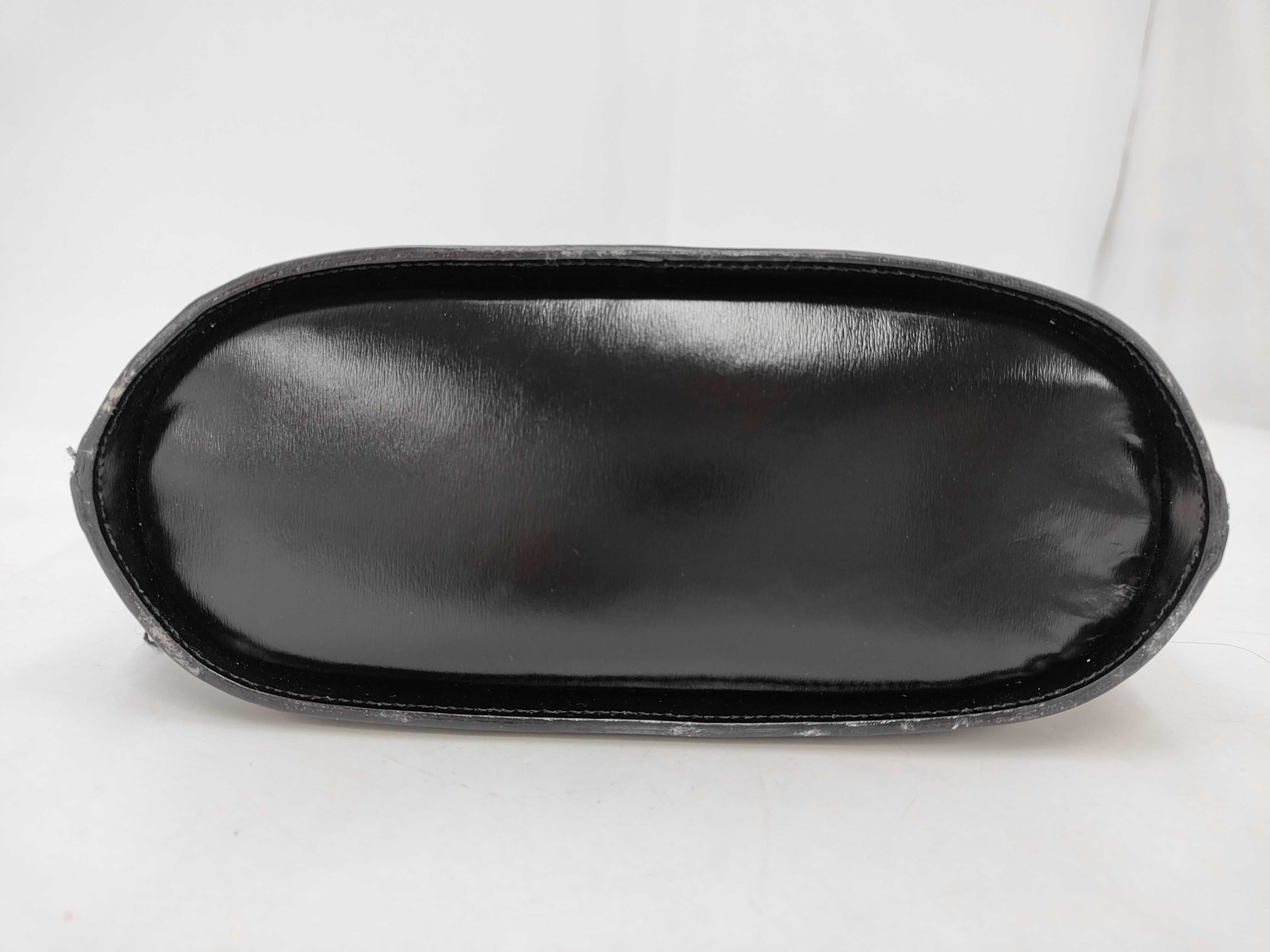 handbag, black handbag — view 3