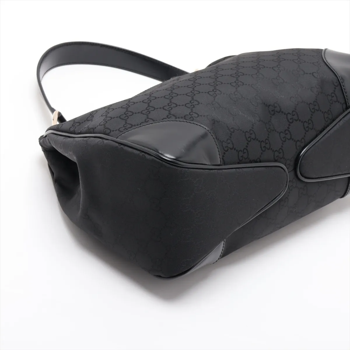 GG Nylon 257265 Nylon x Leather Shoulder Bag, Black — view 4