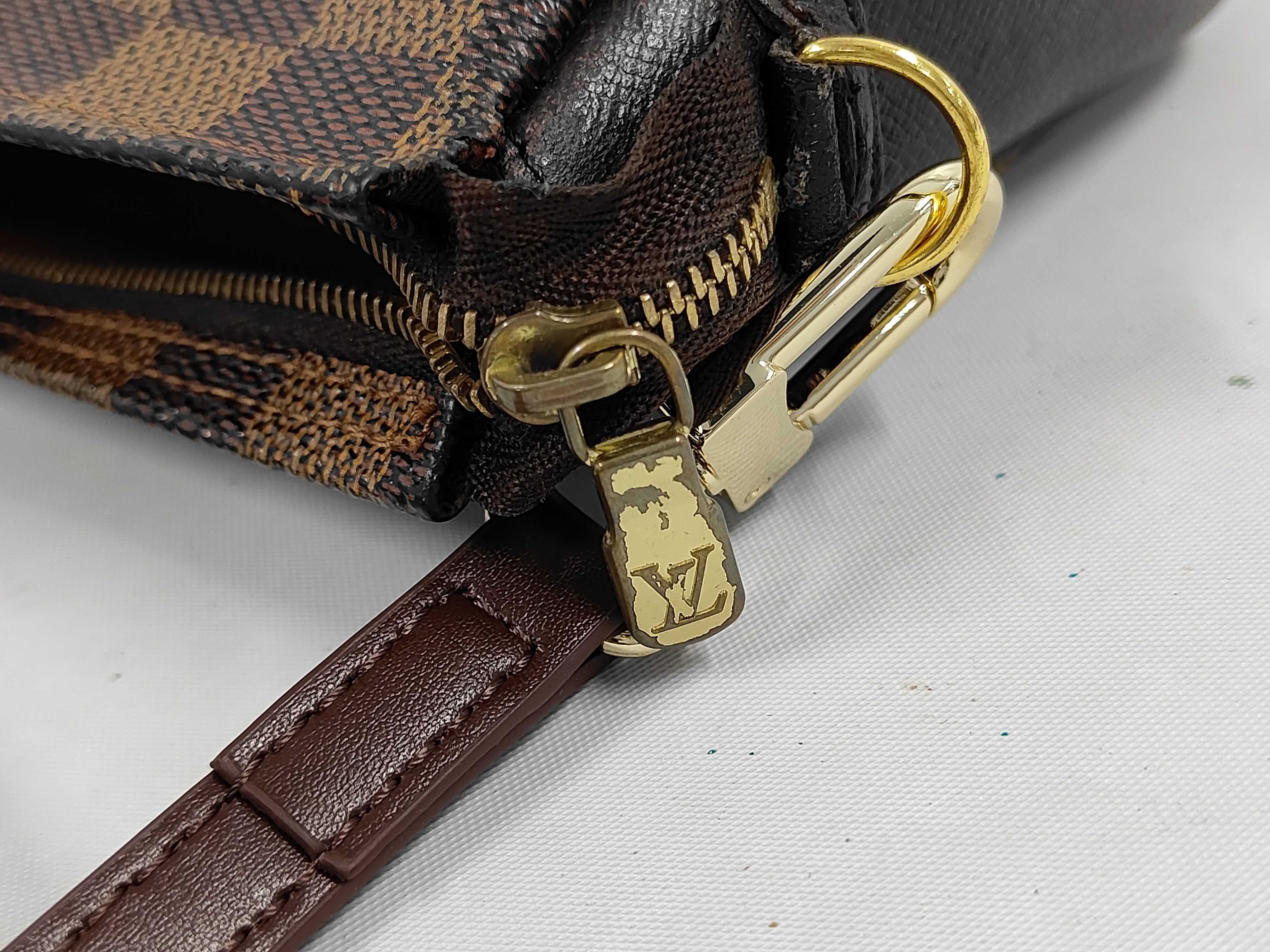 LV Damier N51982 Trousse Makeup Pouch Shoulder Bag — view 9