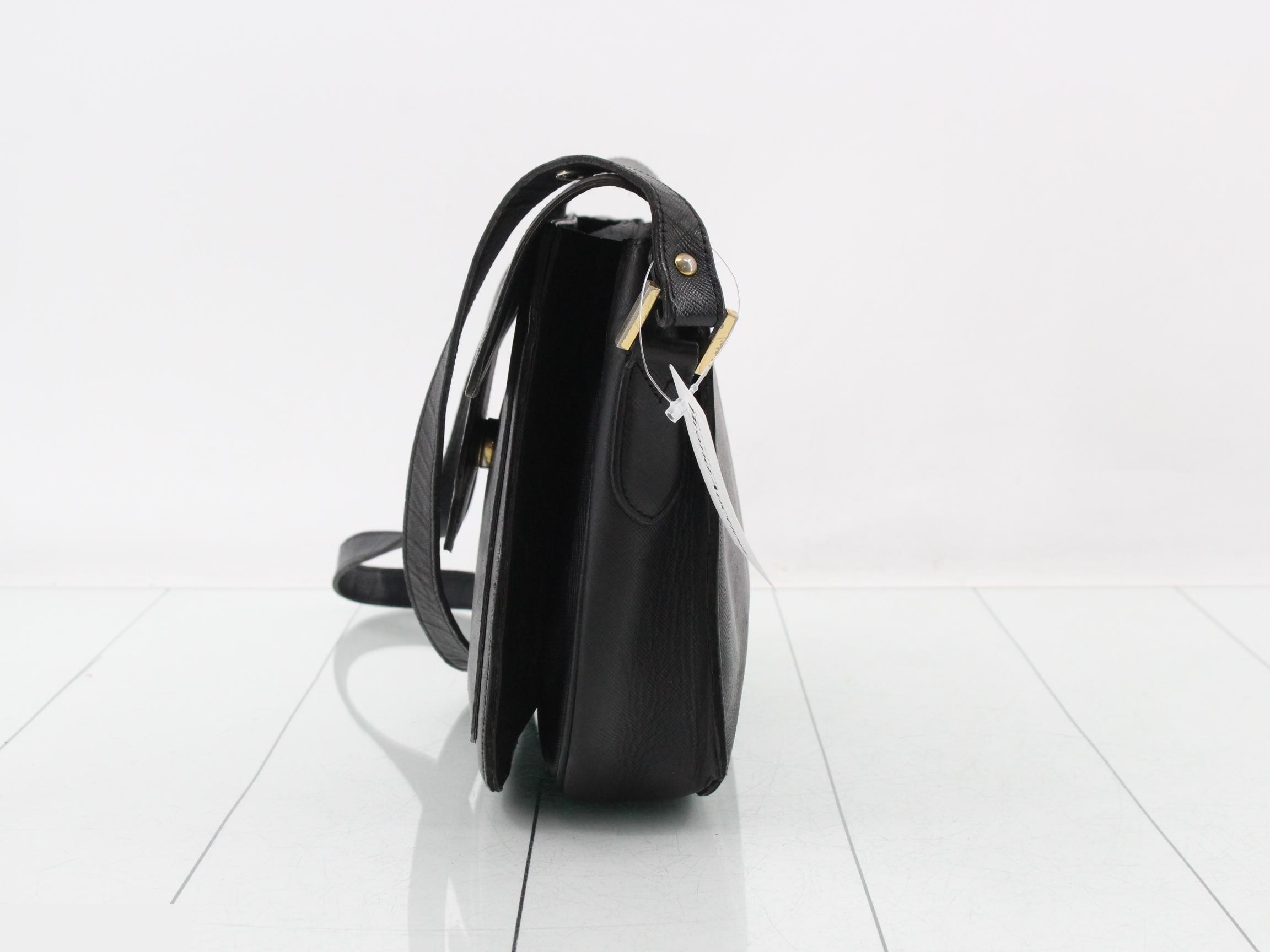 Logo Flap Shoulder Bag — view 3
