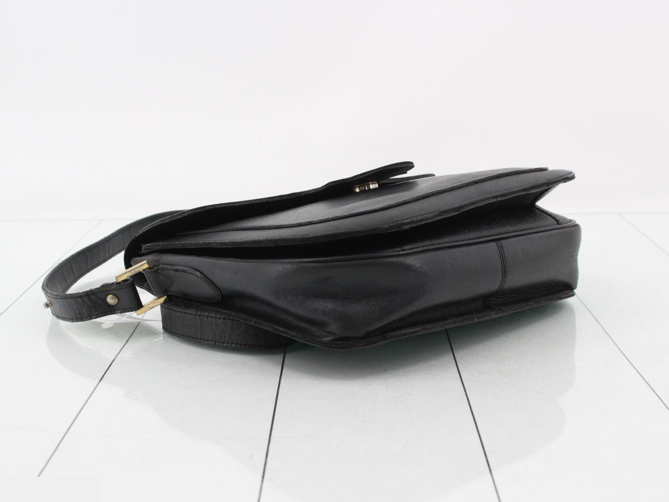 Logo Flap Shoulder Bag — view 5