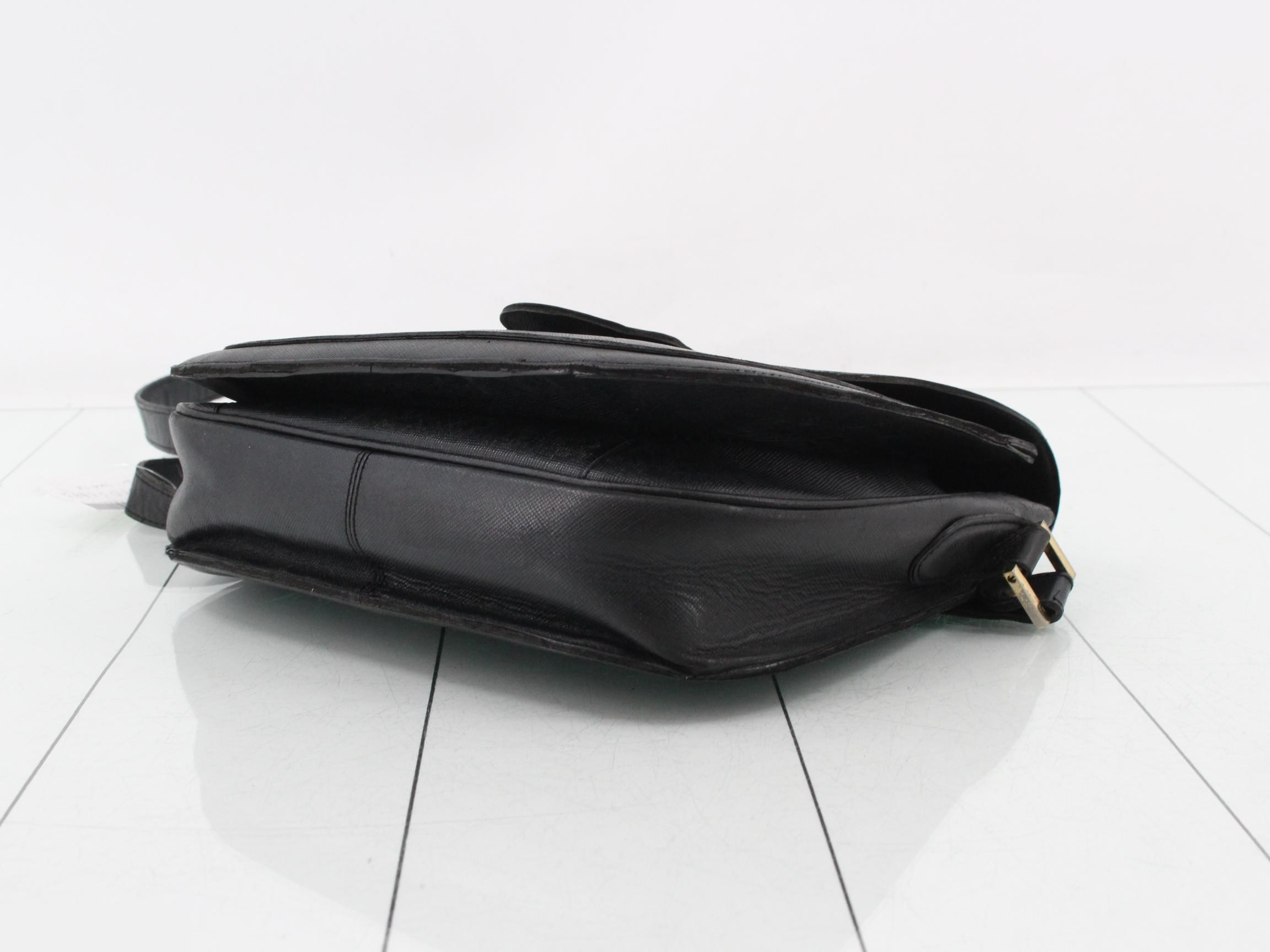 Logo Flap Shoulder Bag — view 6