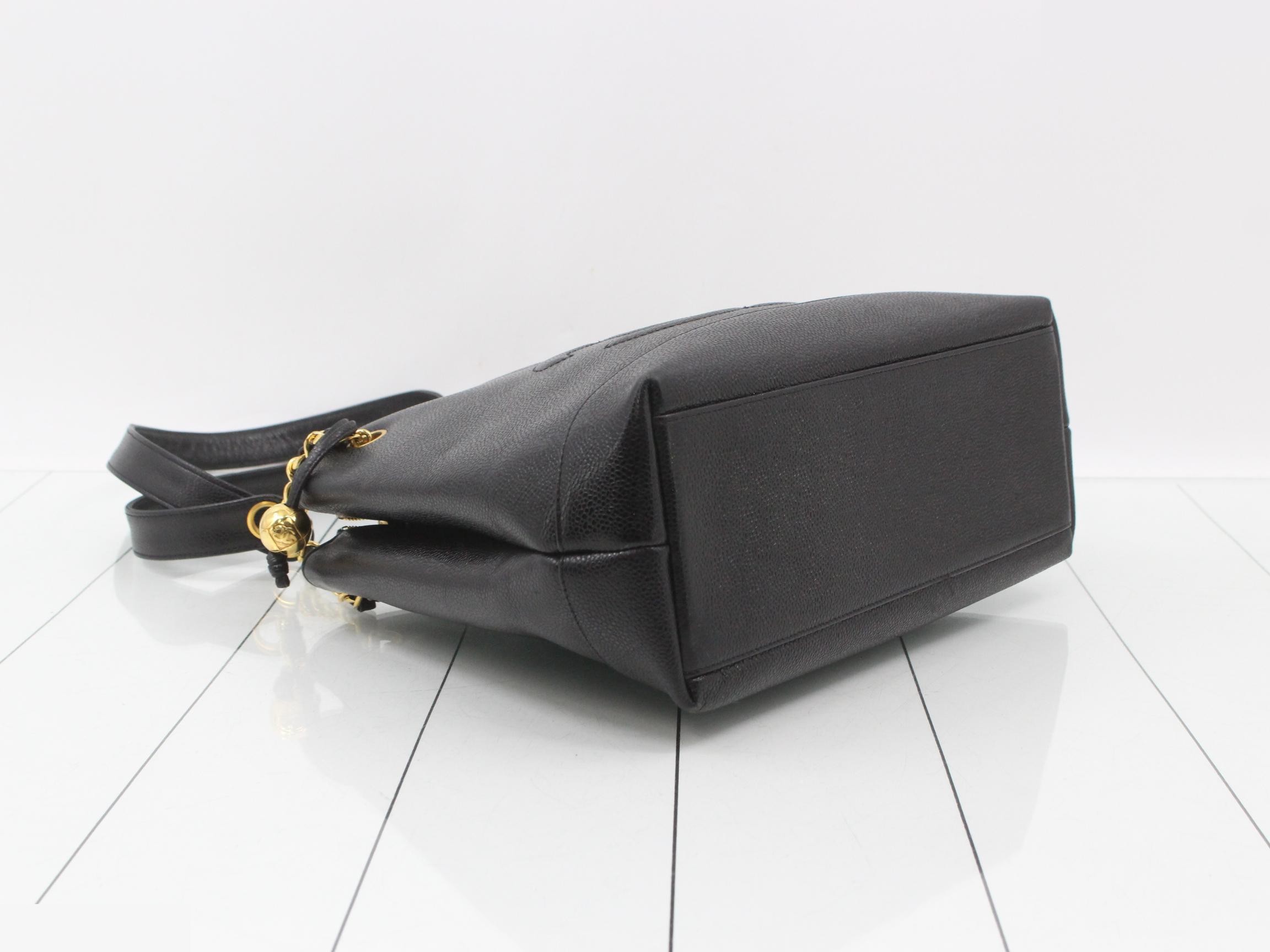 Chain shoulder bag, caviar leather, black — view 5