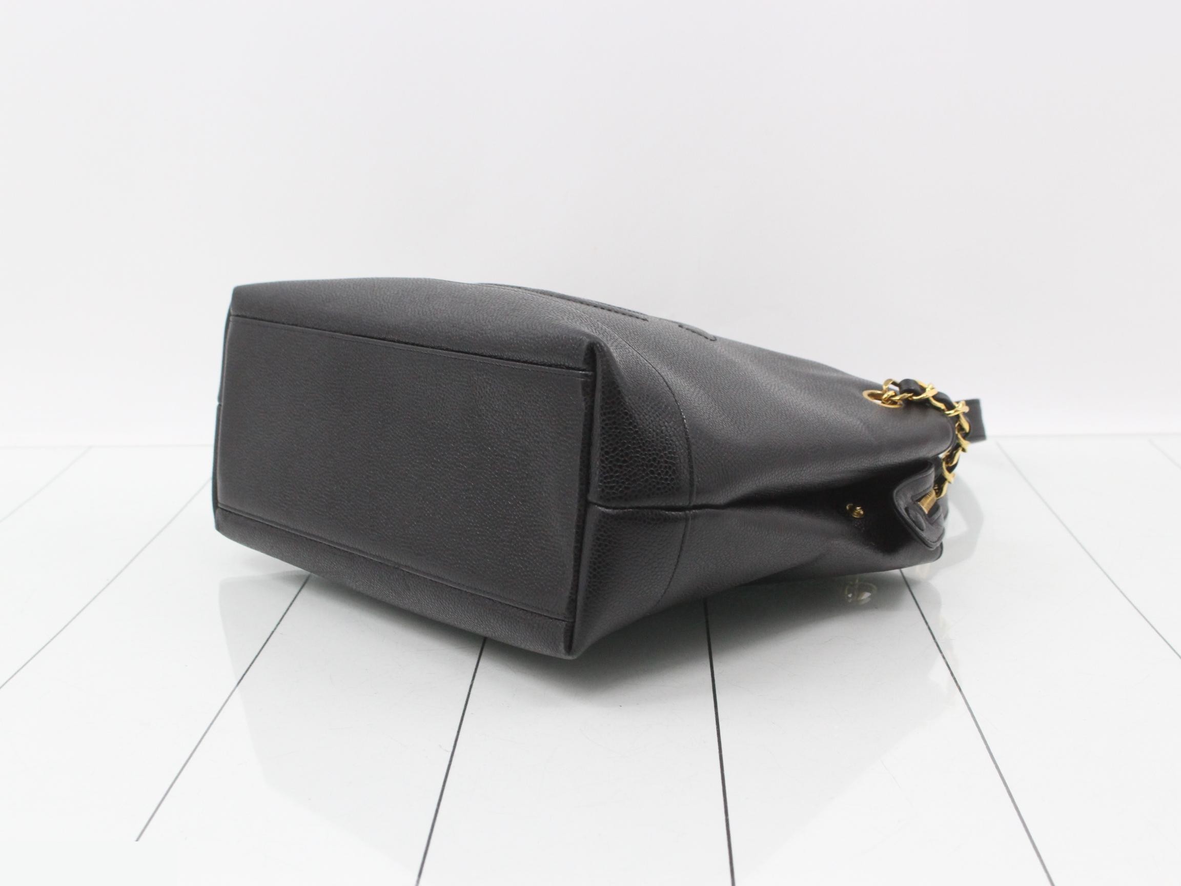 Chain shoulder bag, caviar leather, black — view 6