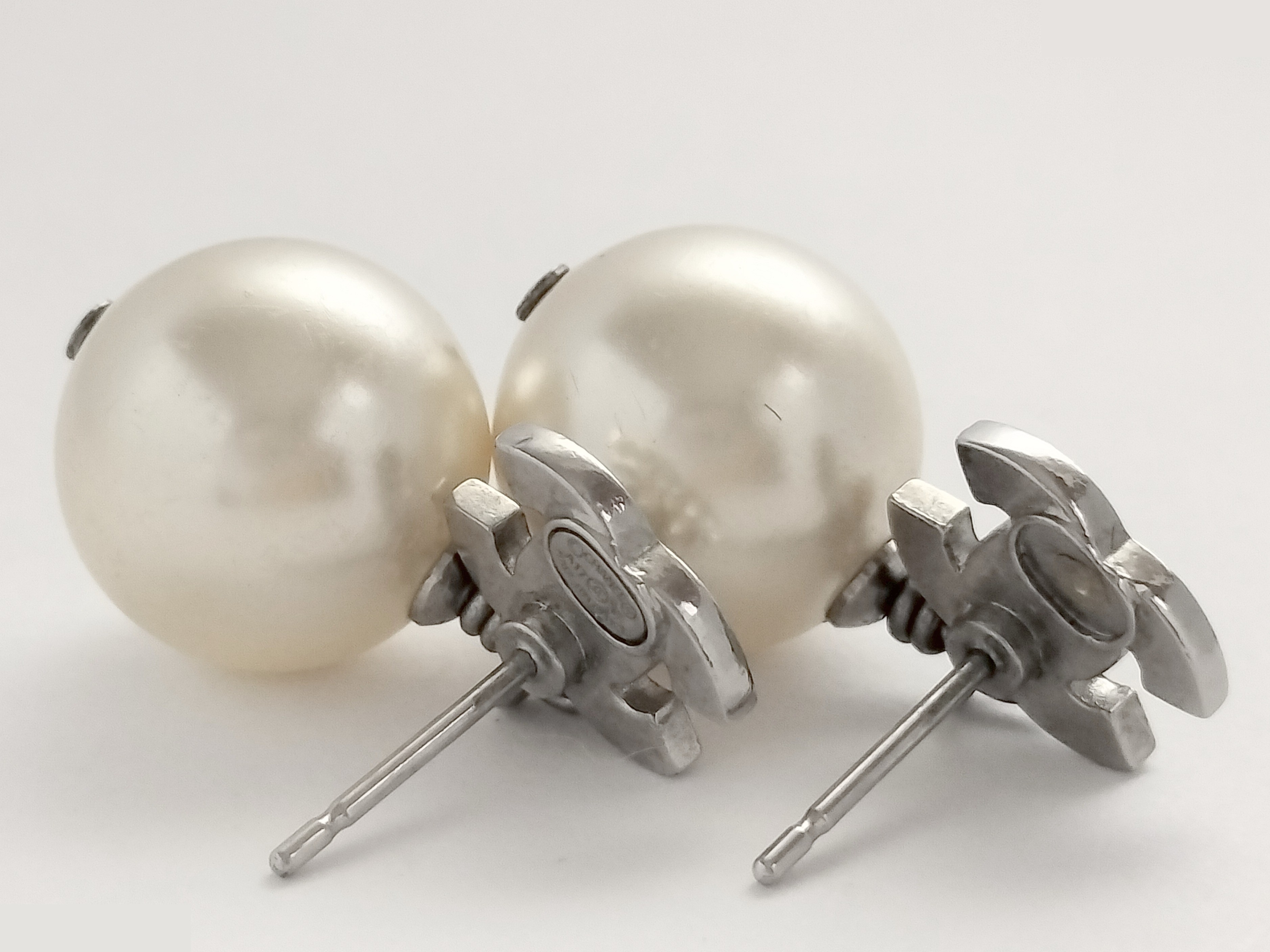 Coco Rhinestone F Pearl Earrings — view 5
