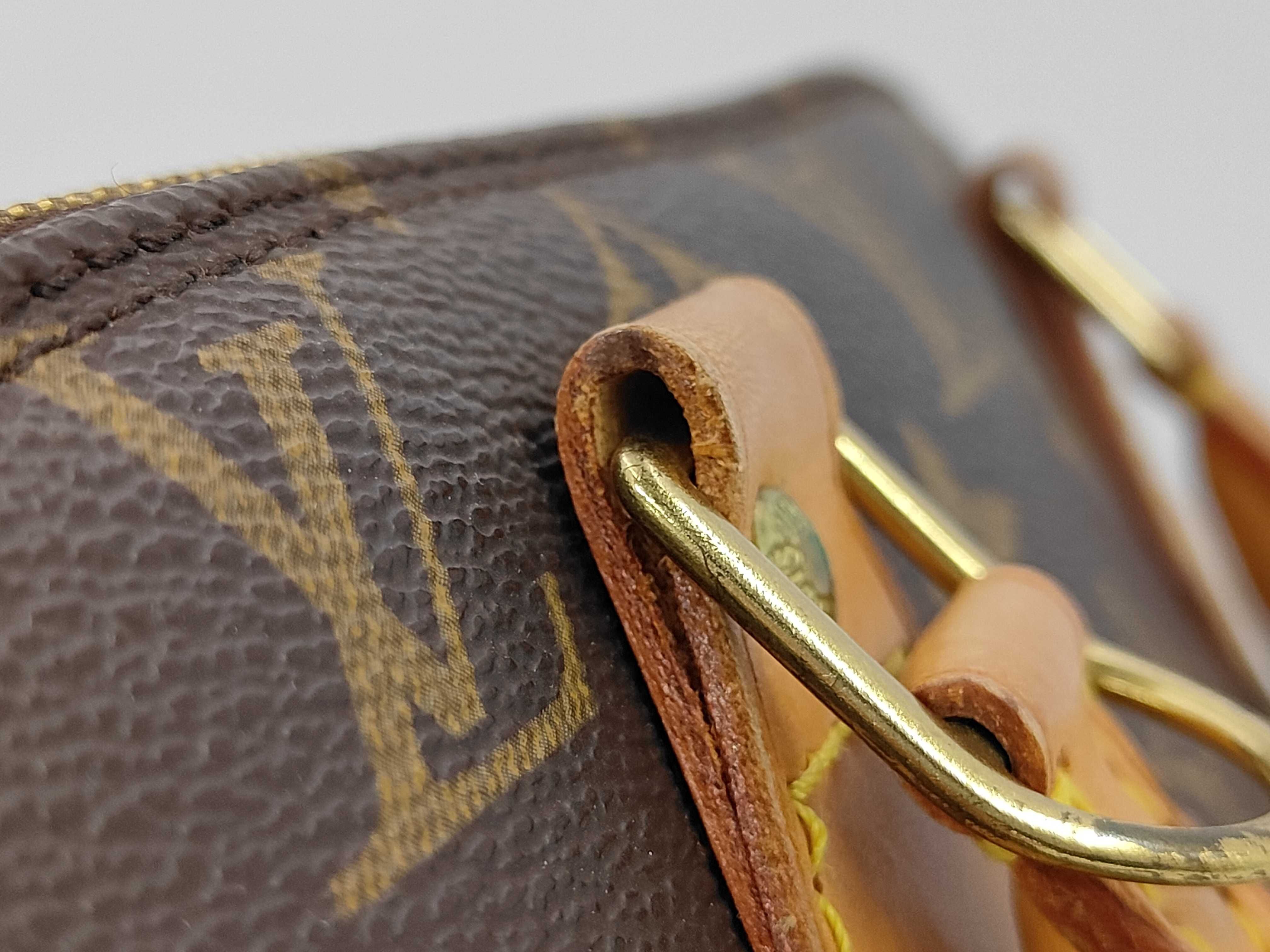 Monogram Vuitton M51130 Alma Handbag Monogram Canvas Brown Handbag — view 7