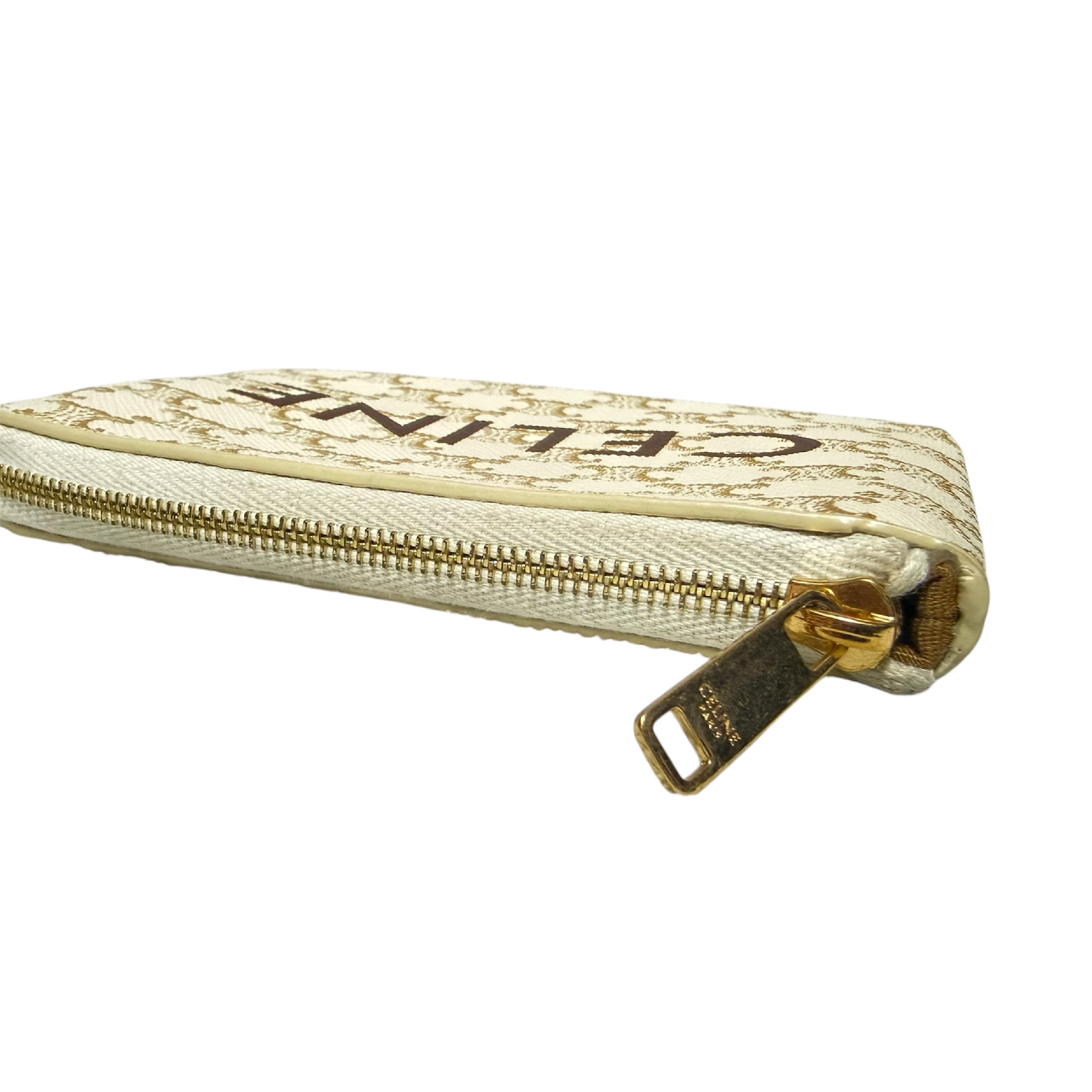 Triomphe Coin Case Macadam White Coin Case — view 3