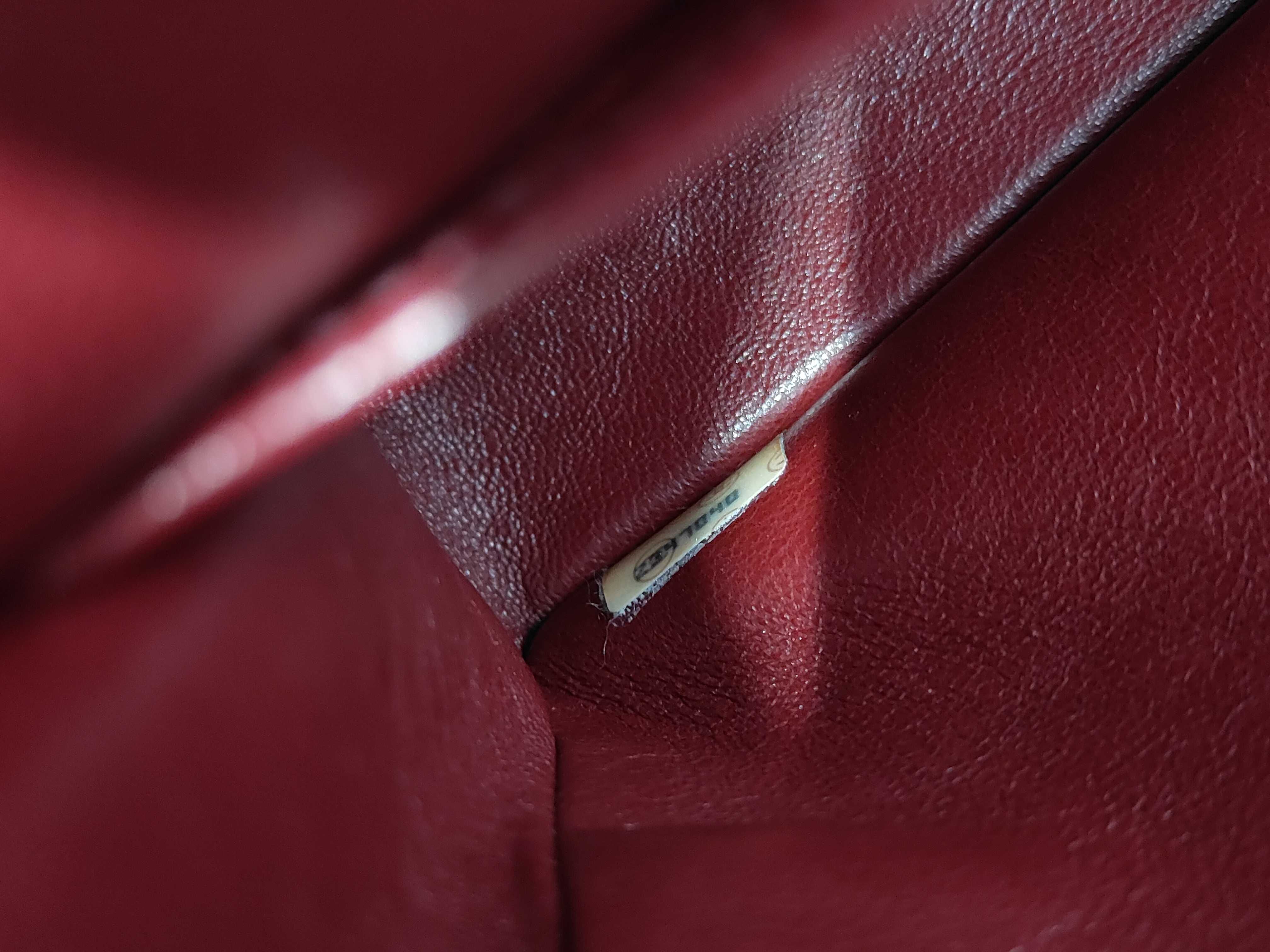 Matelassé 25 Double Flap Double Chain Lambskin Shoulder Bag — view 9