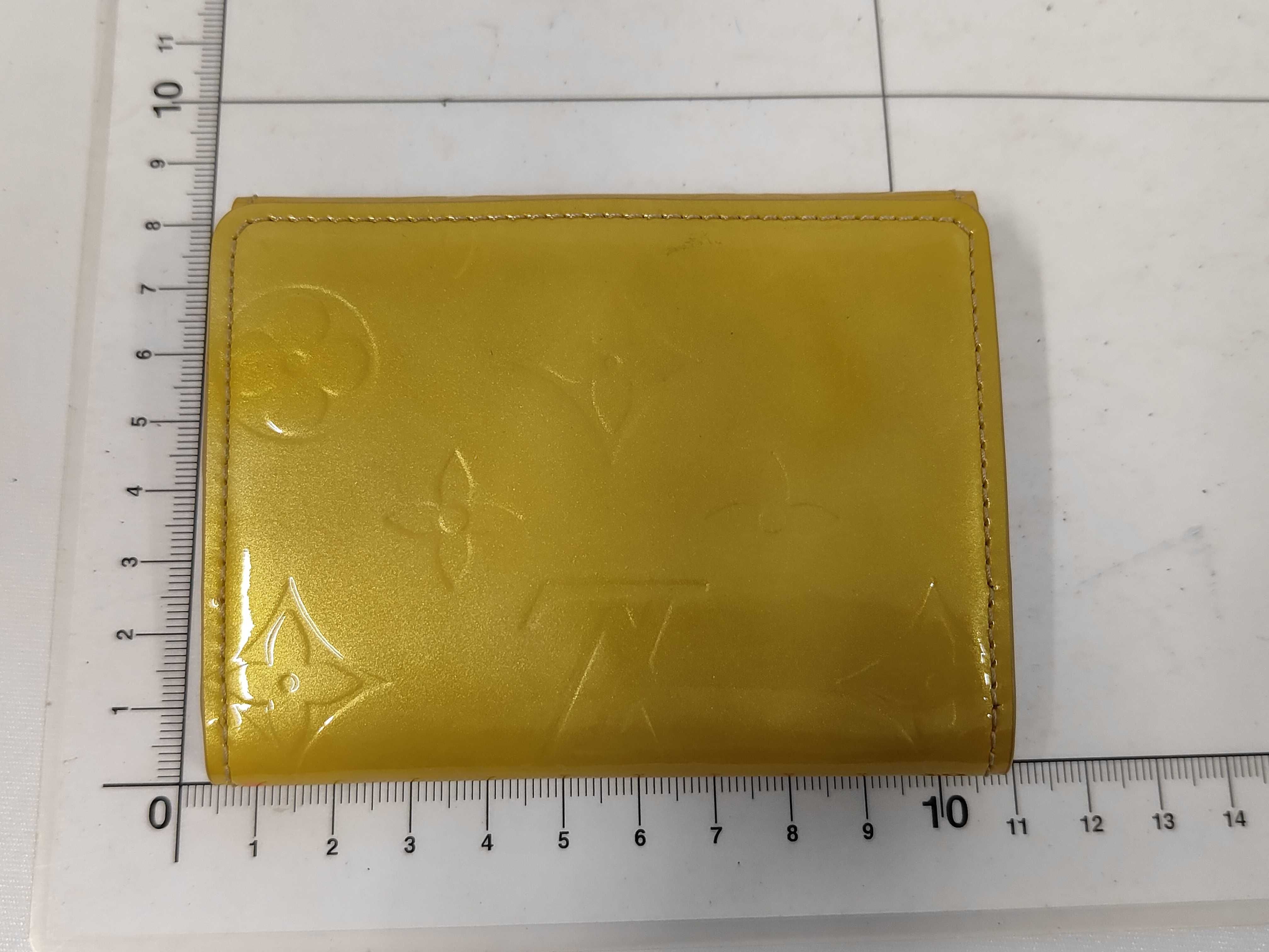Vernis / Vernis / Ludlow / M91320 / BJ0092 / Folding Wallet / Enamel Wallet — view 2