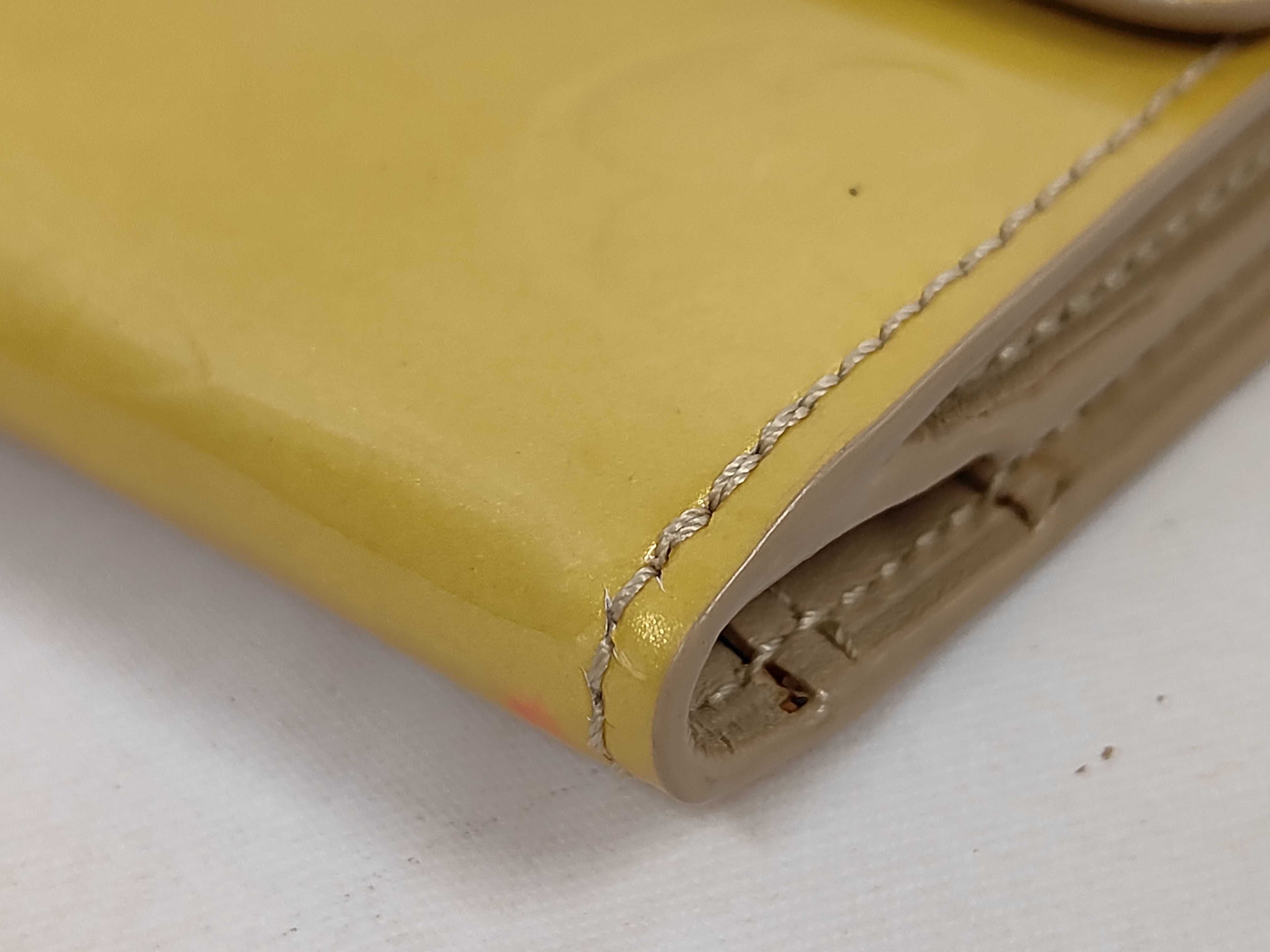 Vernis / Vernis / Ludlow / M91320 / BJ0092 / Folding Wallet / Enamel Wallet — view 3