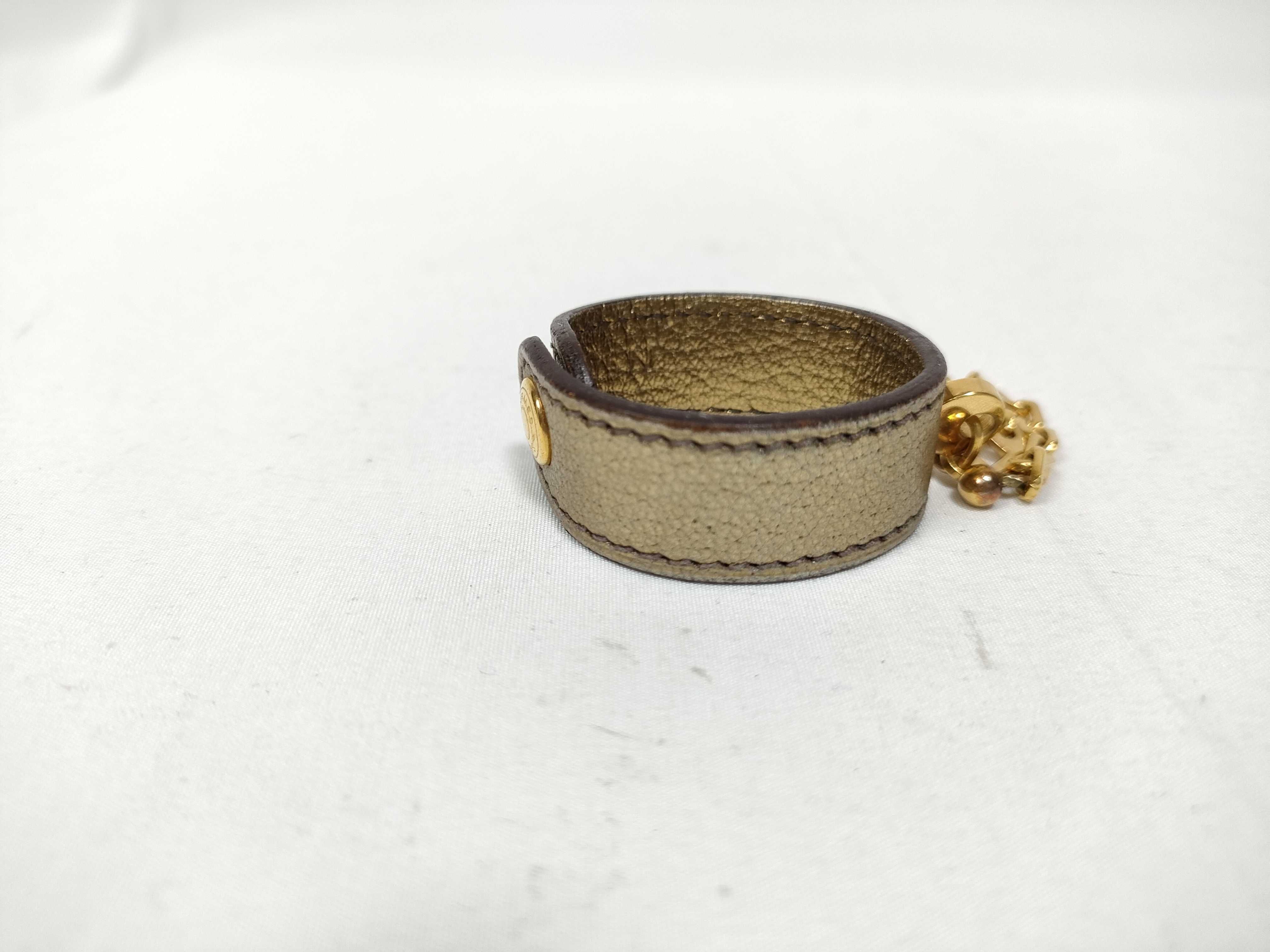 Glove Holder for Women, H Stamp, Key Case — view 3