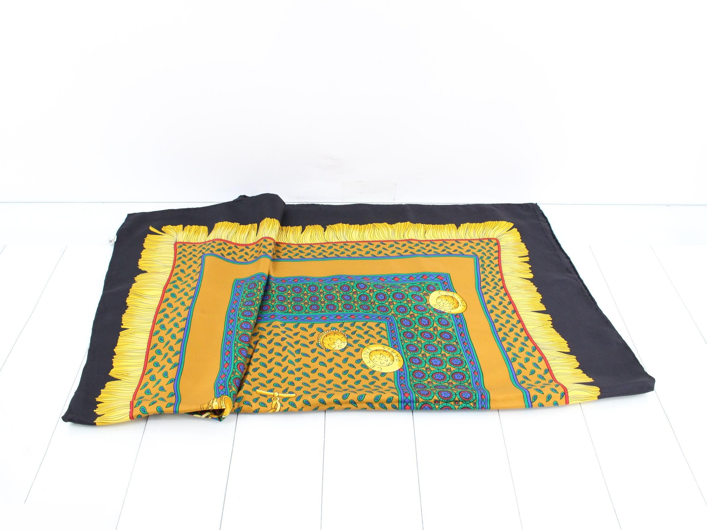 Other lines: Small items, accessories, scarves — view 3